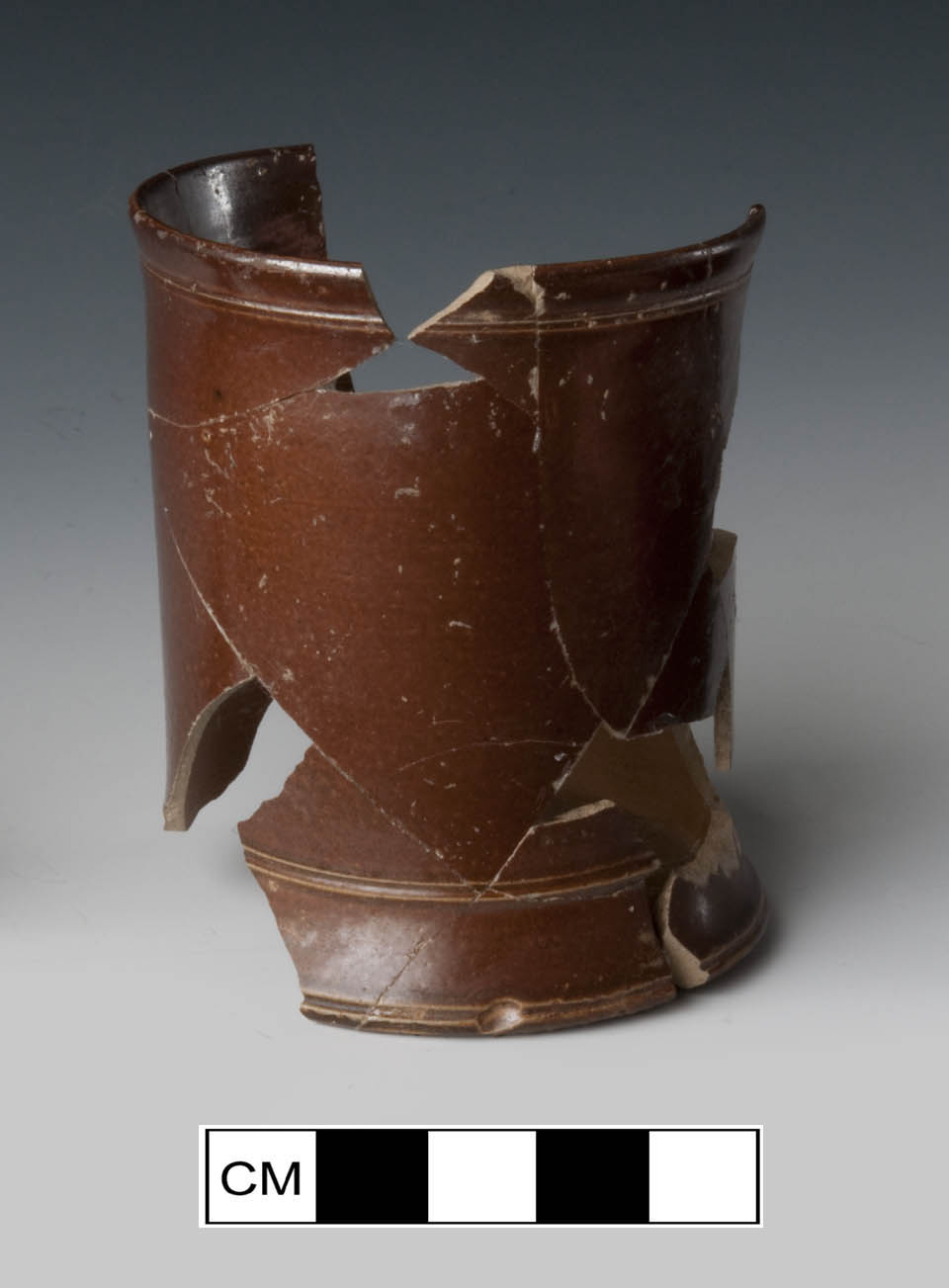 Image of Nottingham type earthenware fragment.