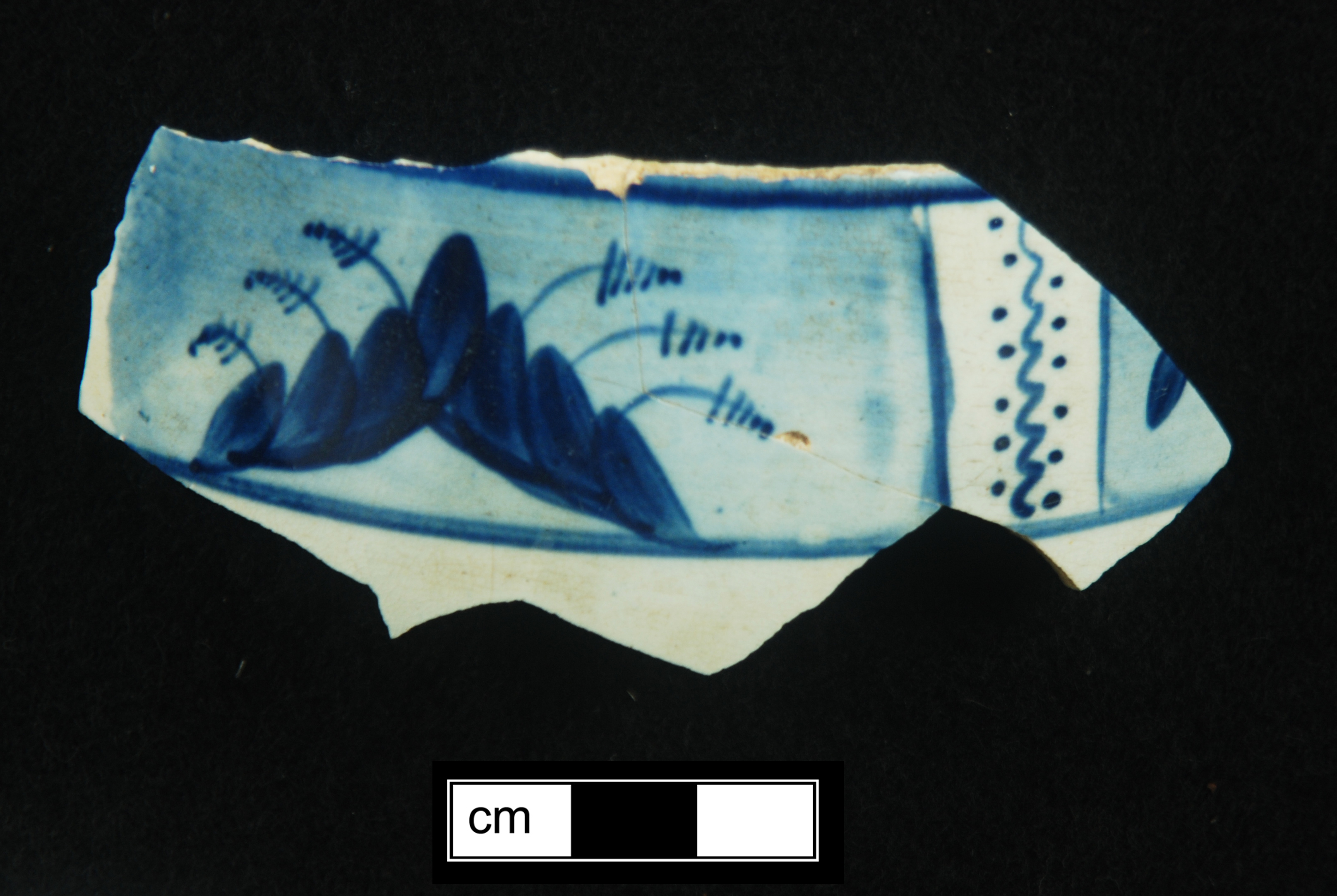 Image of painted earthenware fragment.
