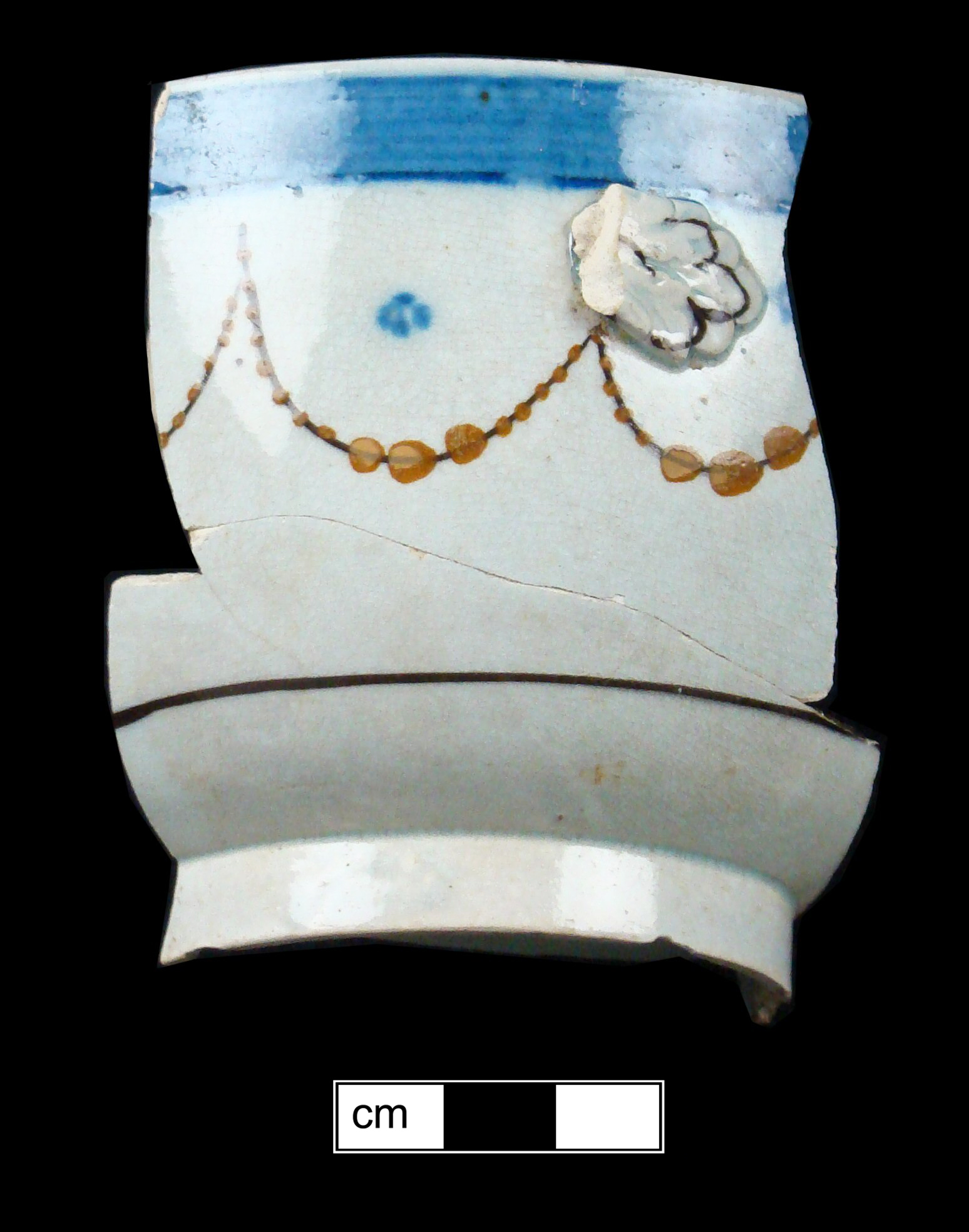 Image of painted earthenware fragment.