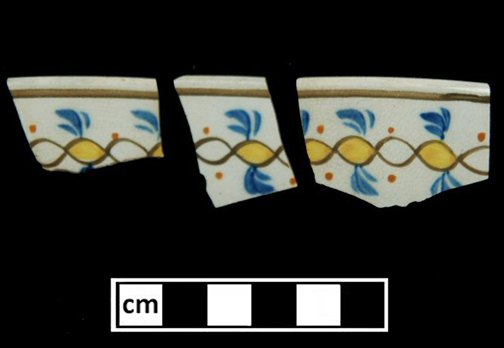 Image of painted earthenware fragment.