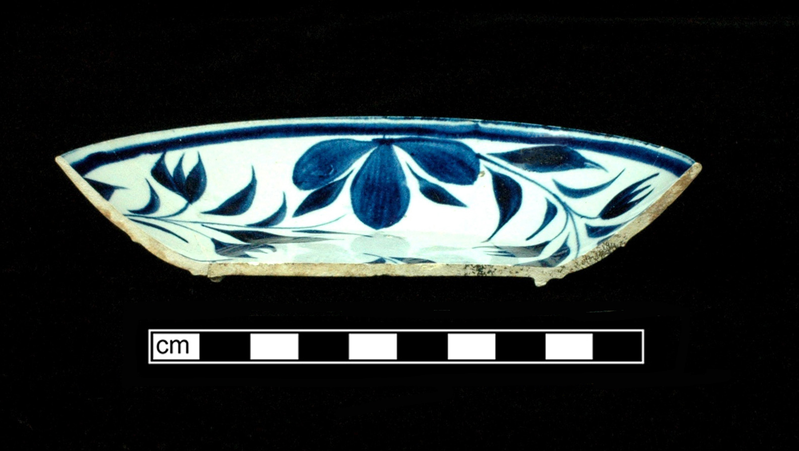 Image of painted earthenware fragment.