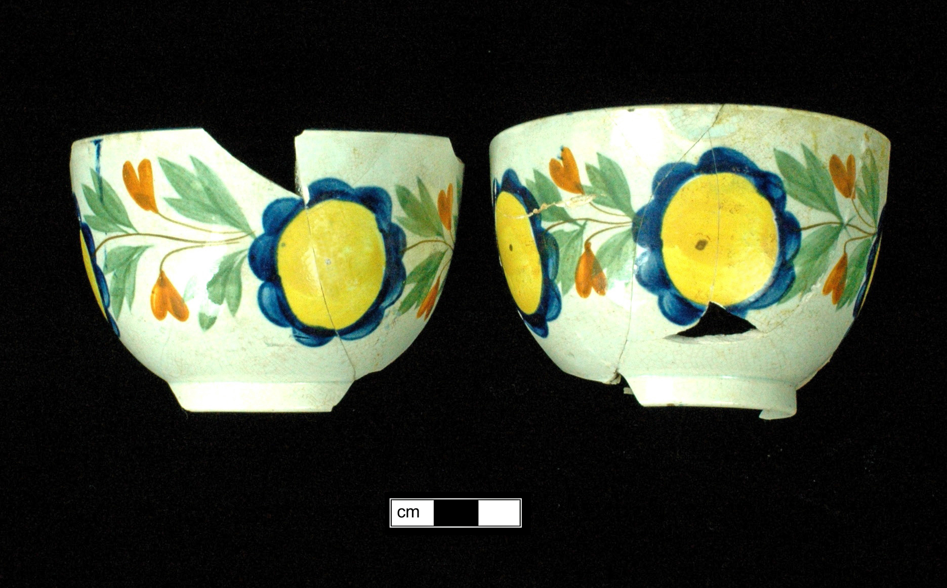Image of painted earthenware fragment.