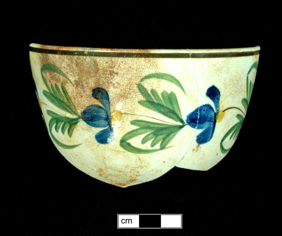 Image of painted earthenware fragment.