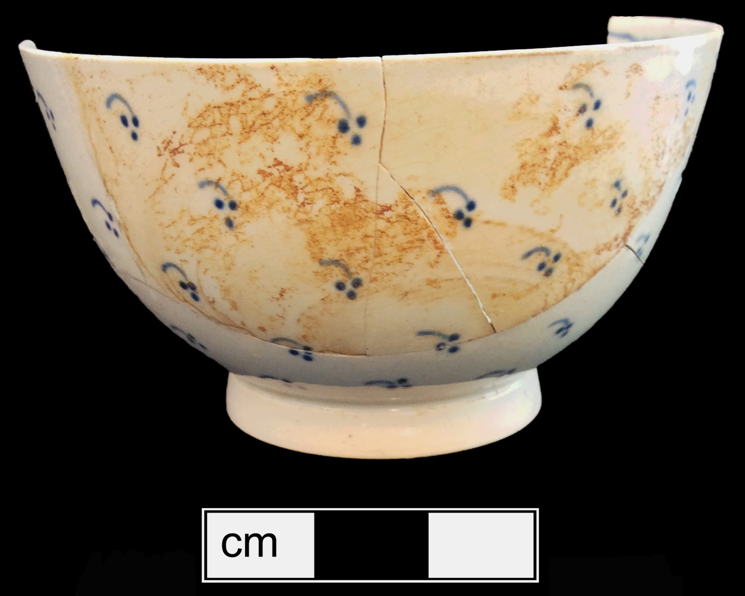 Image of painted earthenware fragment.
