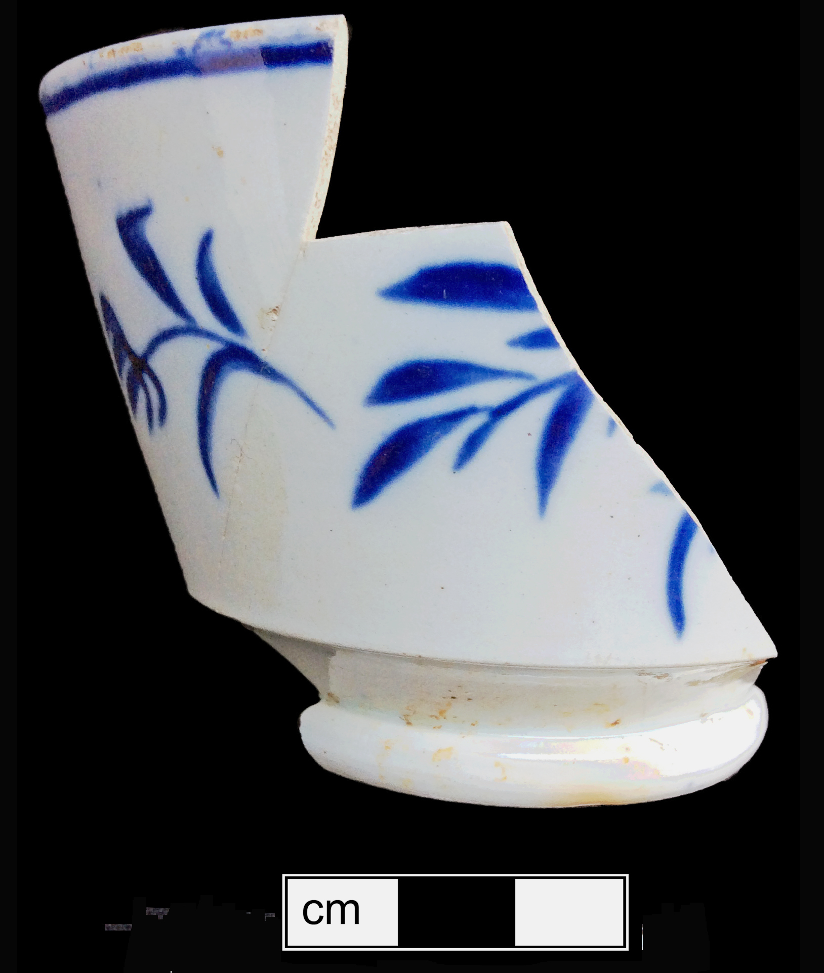 Image of painted earthenware fragment.