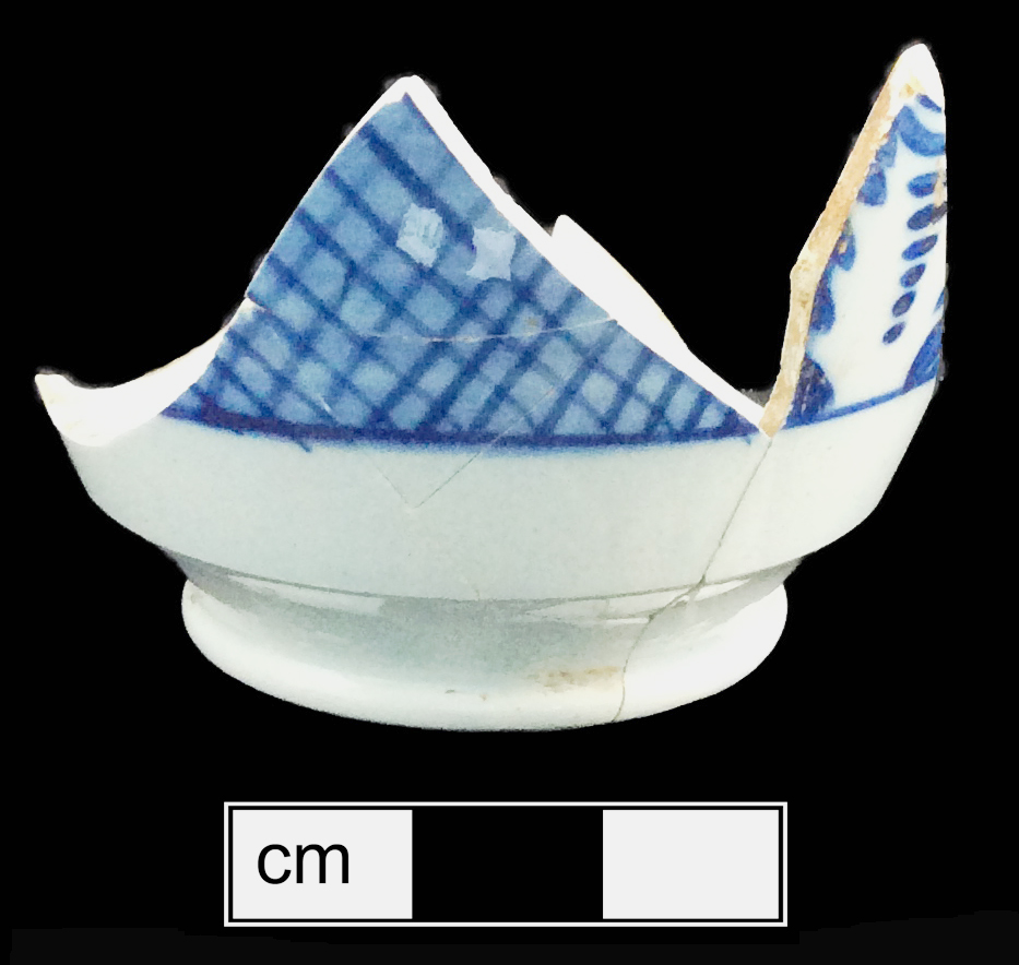 Image of painted earthenware fragment.