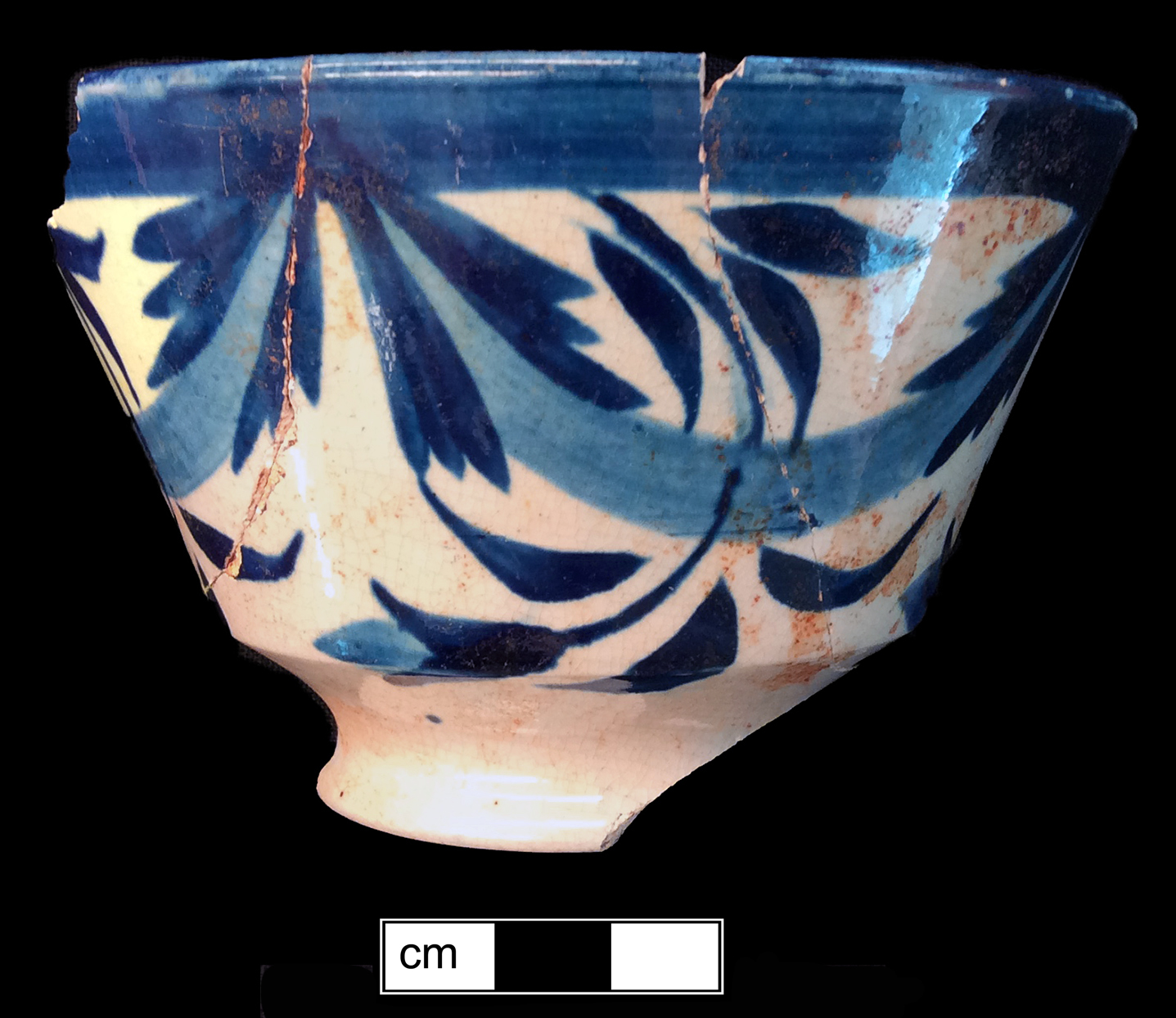 Image of painted earthenware fragment.