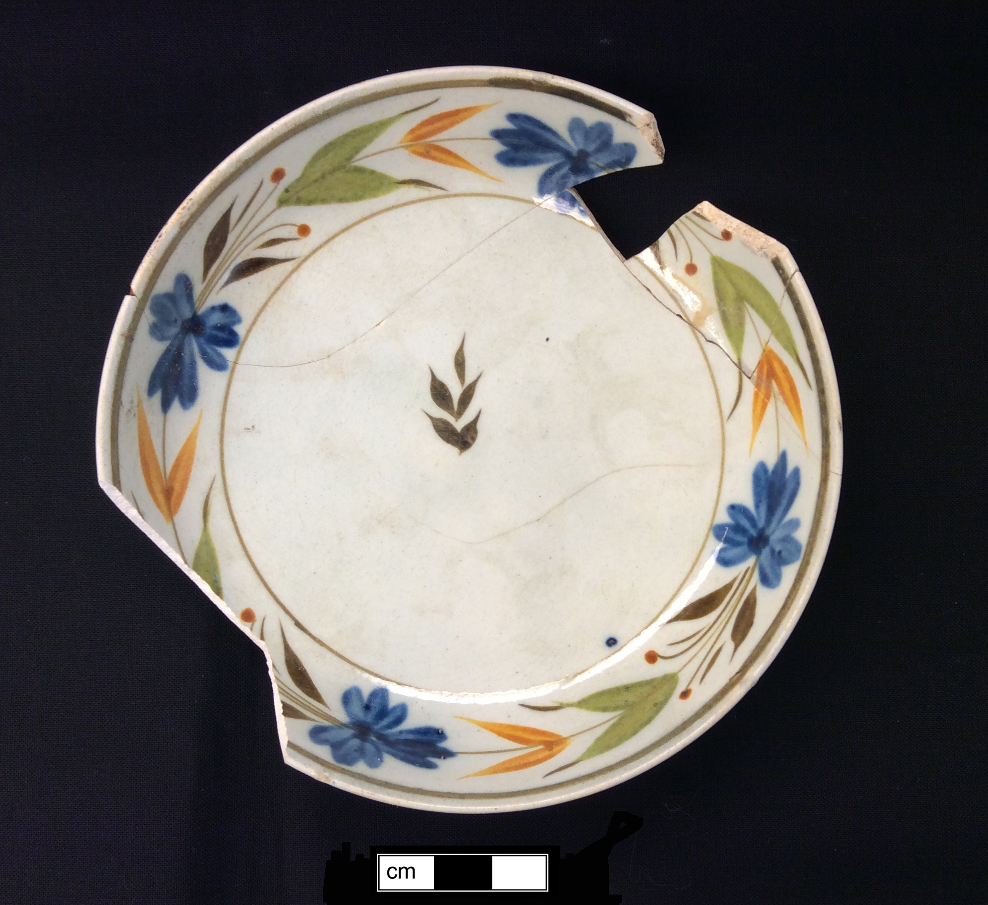 Image of painted earthenware fragment.