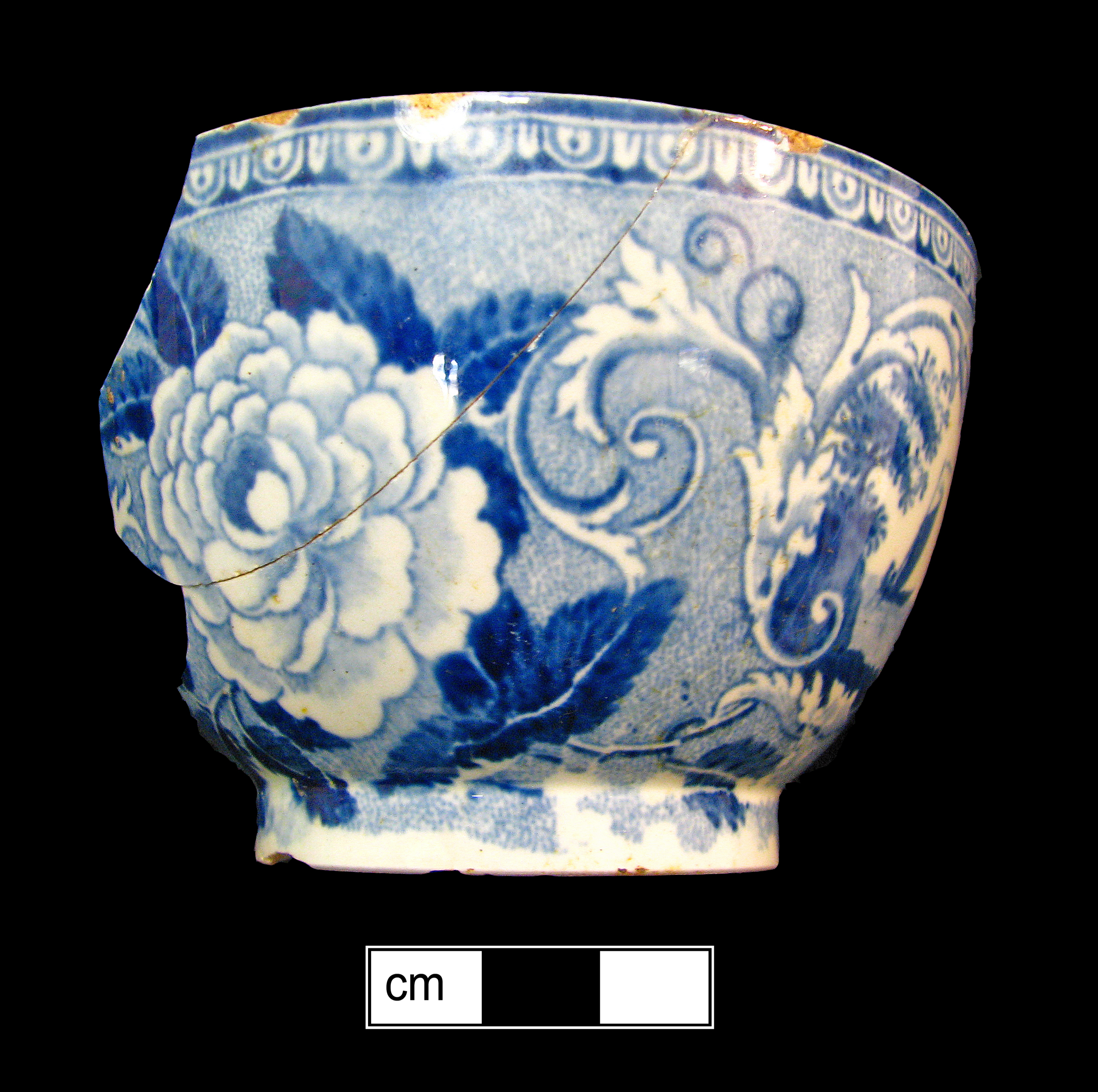 Image of printed earthenware fragment.