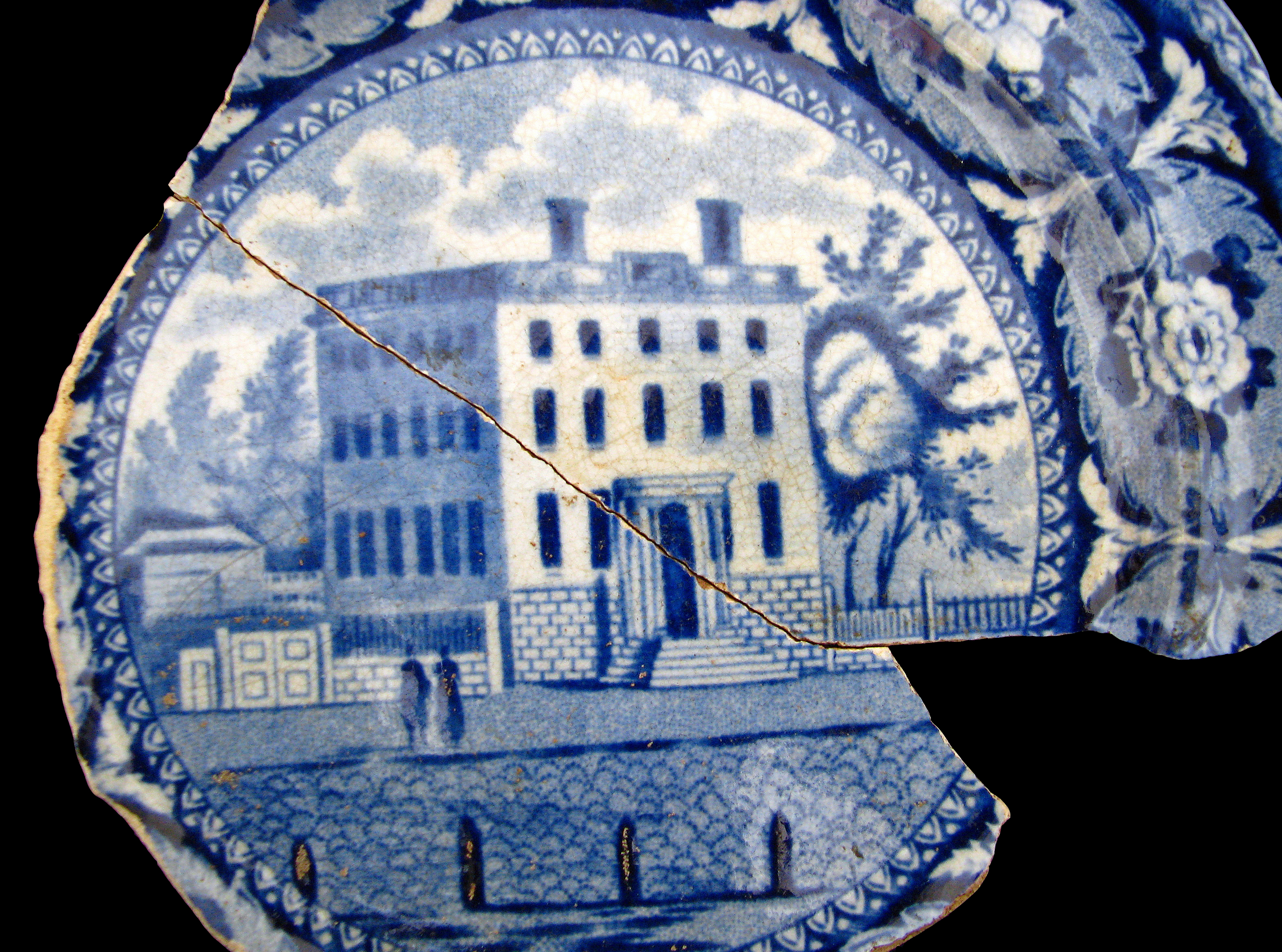 Image of printed earthenware fragment.