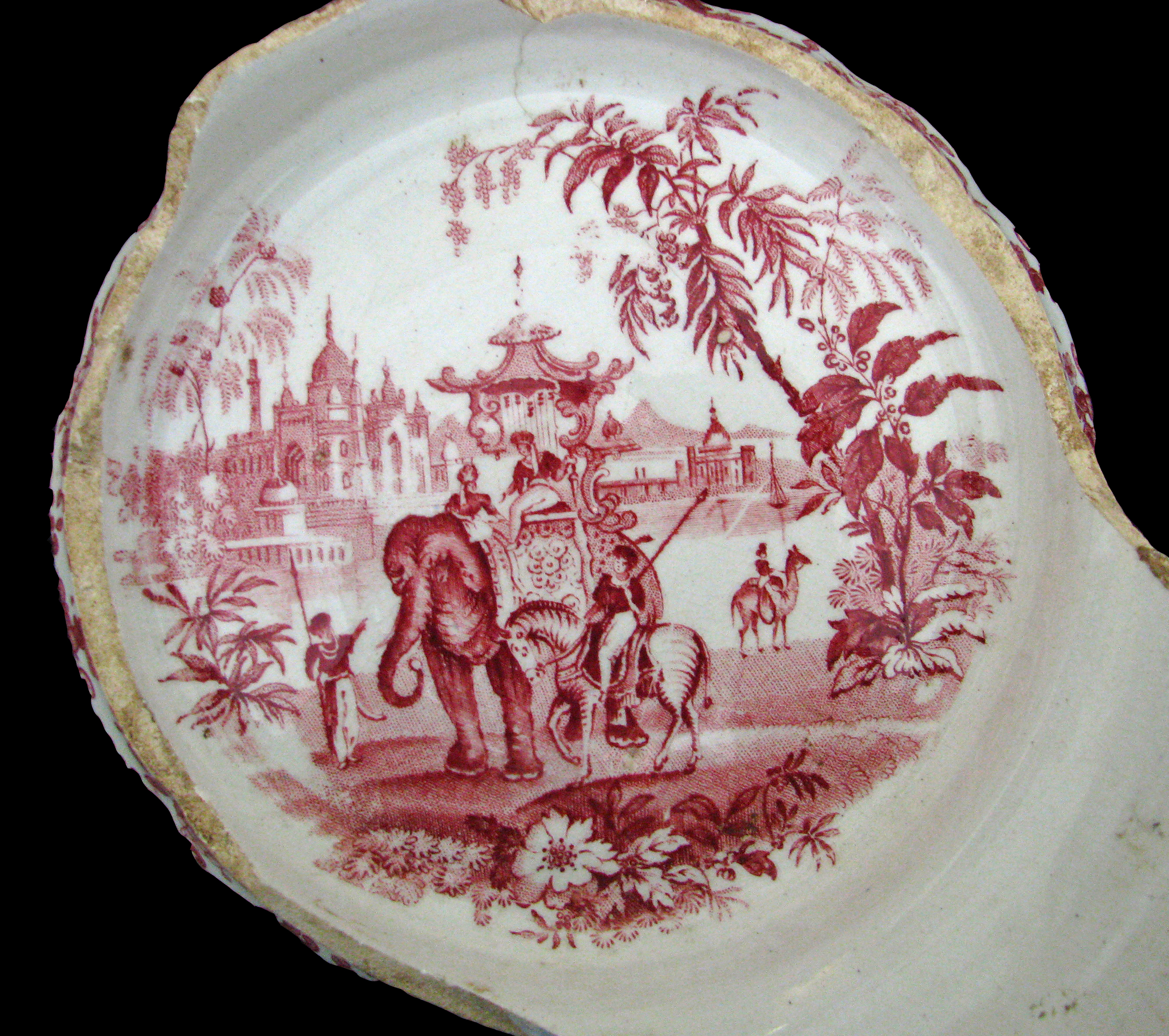 Image of printed earthenware fragment.