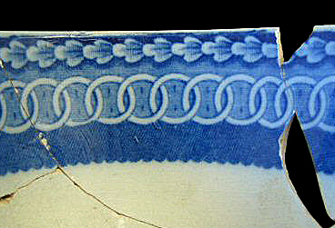 Image of printed earthenware fragment.