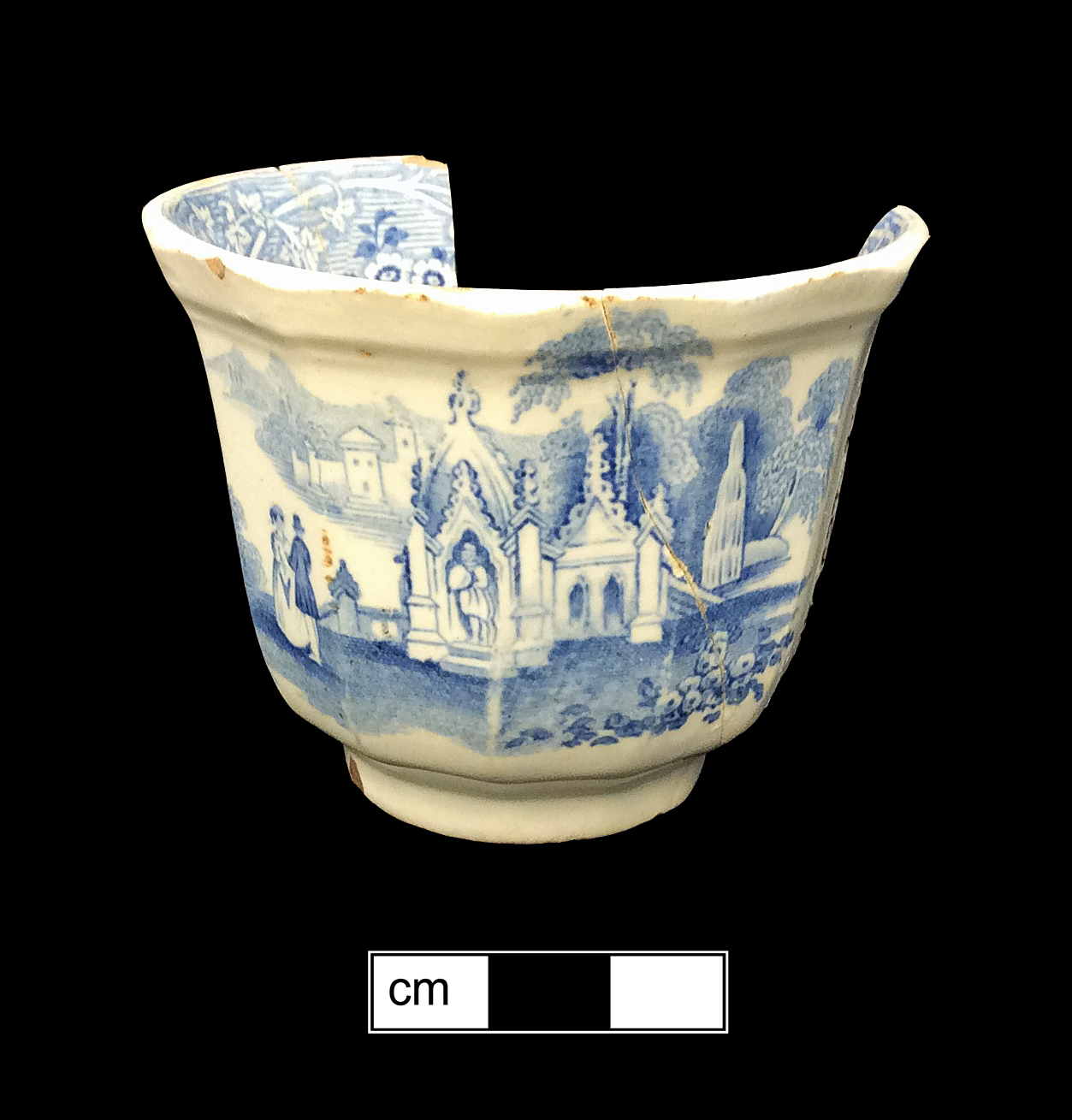 Image of printed earthenware fragment.
