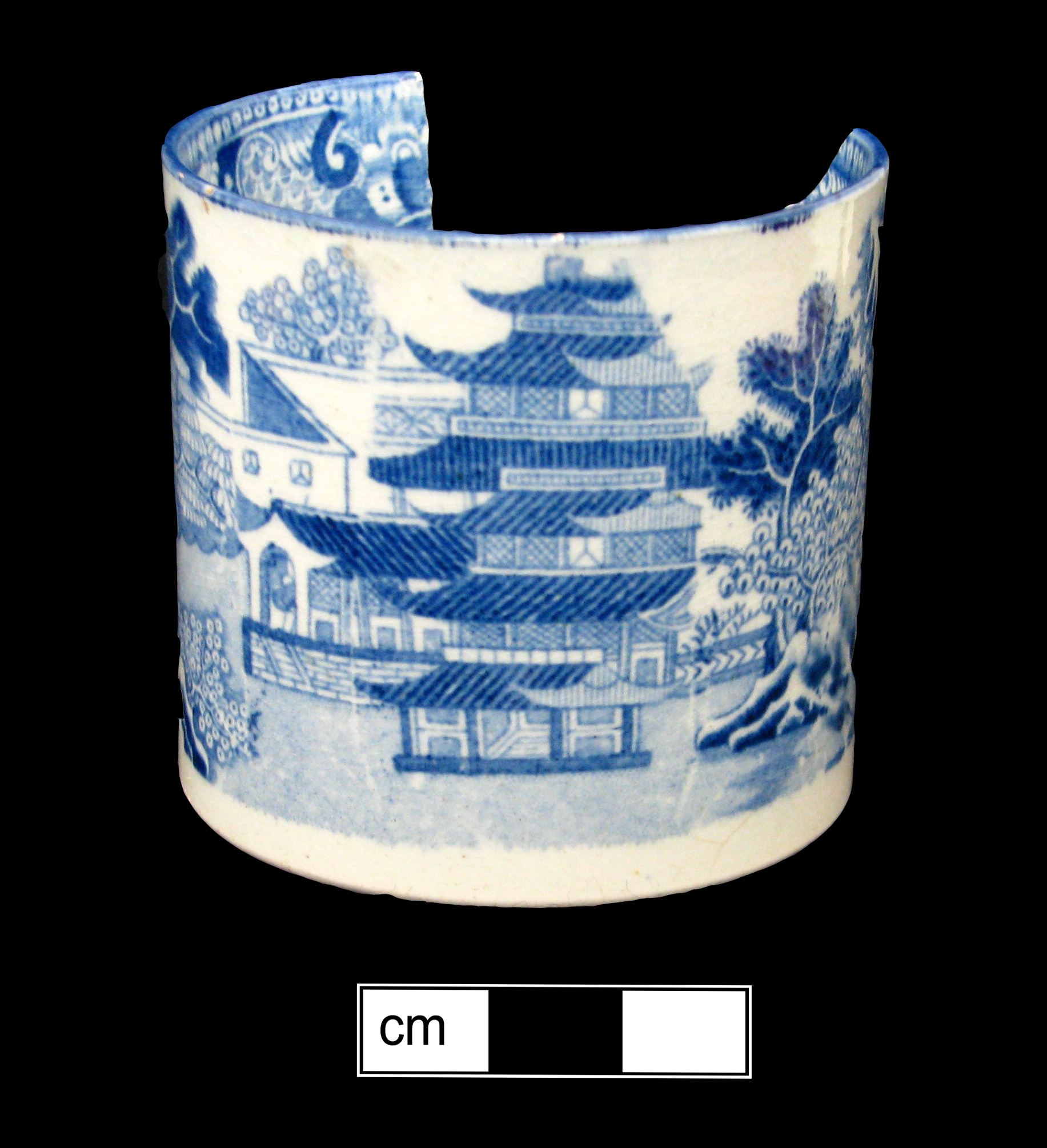Image of printed earthenware fragment.