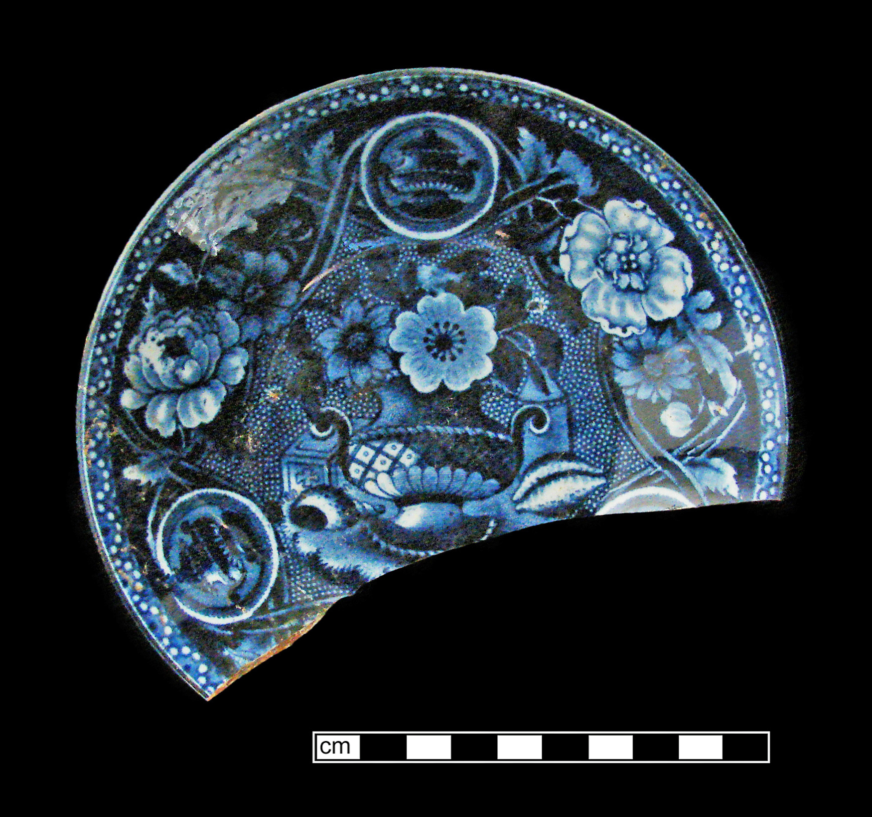 Image of printed earthenware fragment.