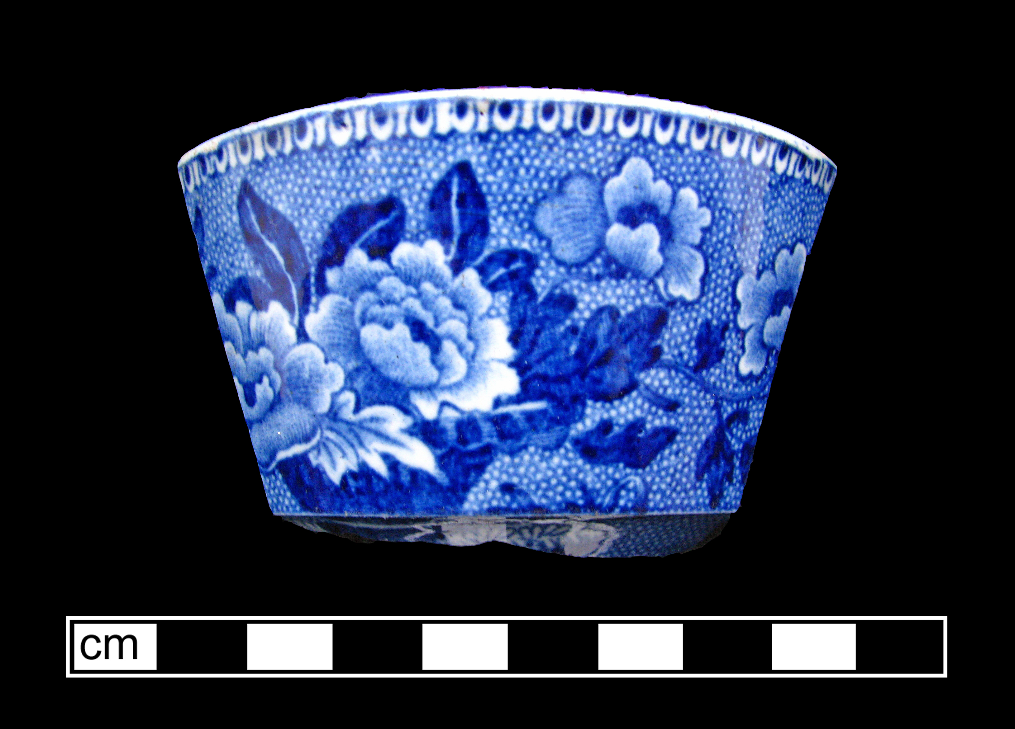 Image of printed earthenware fragment.