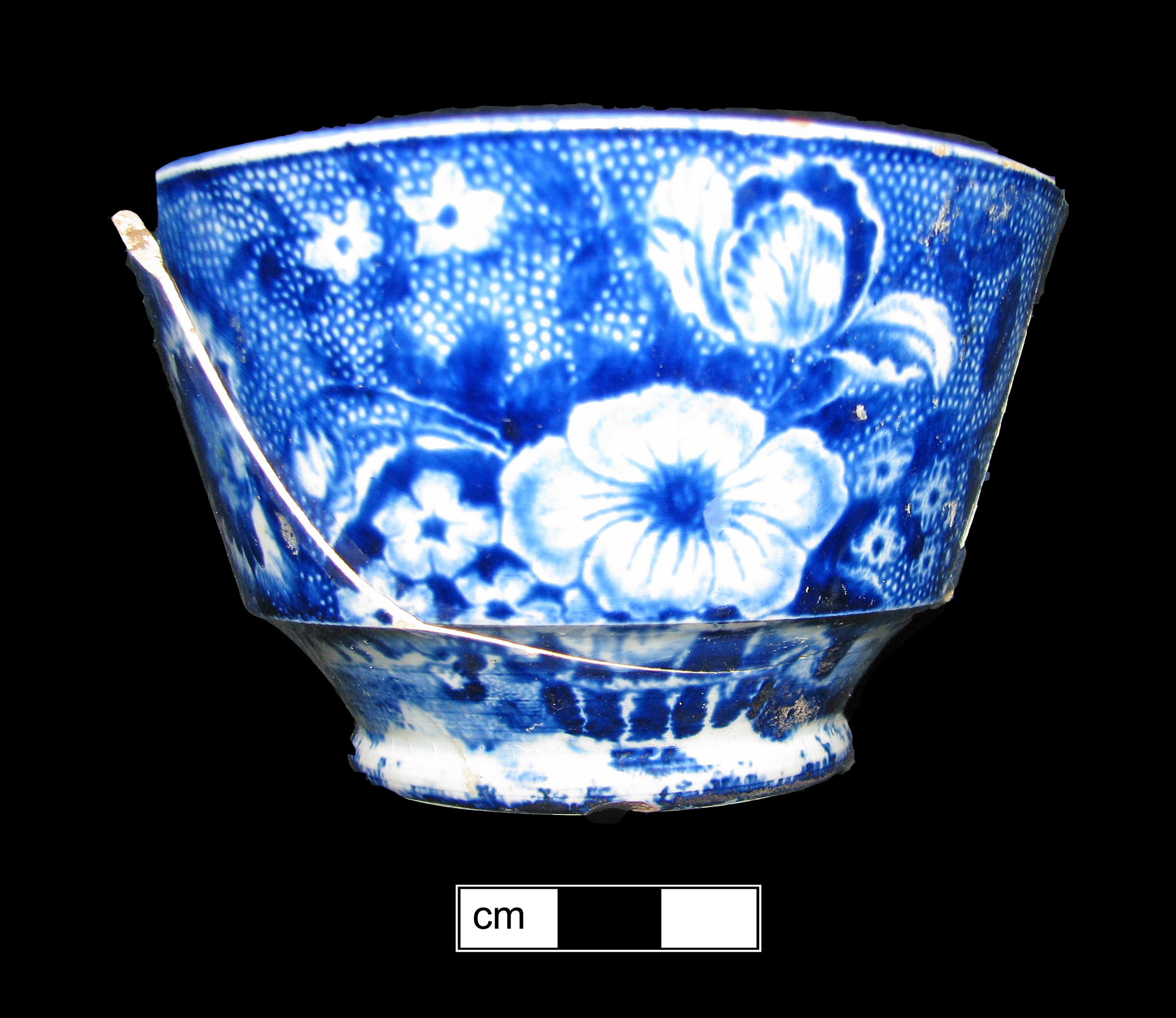 Image of printed earthenware fragment.