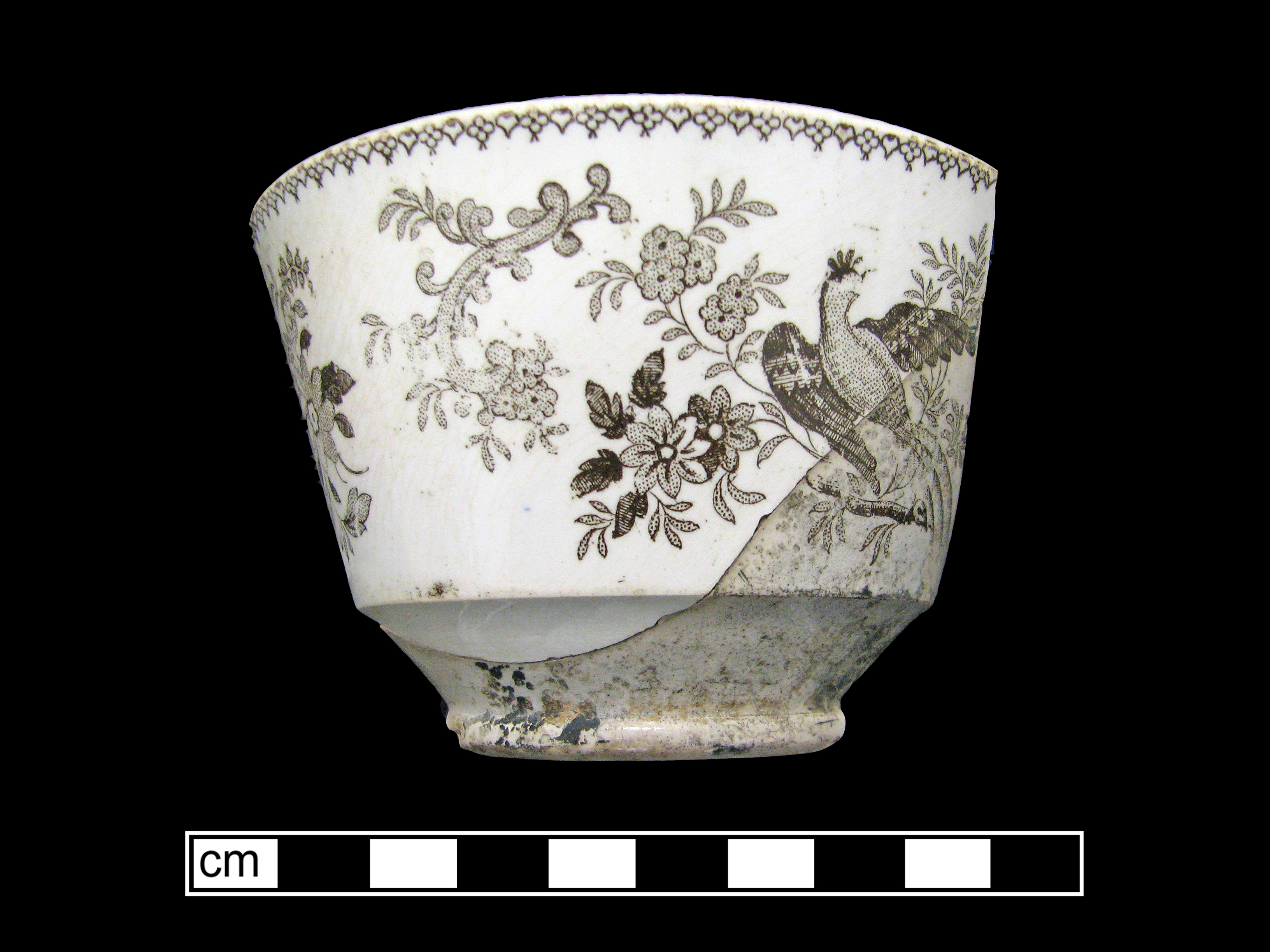Image of printed earthenware fragment.