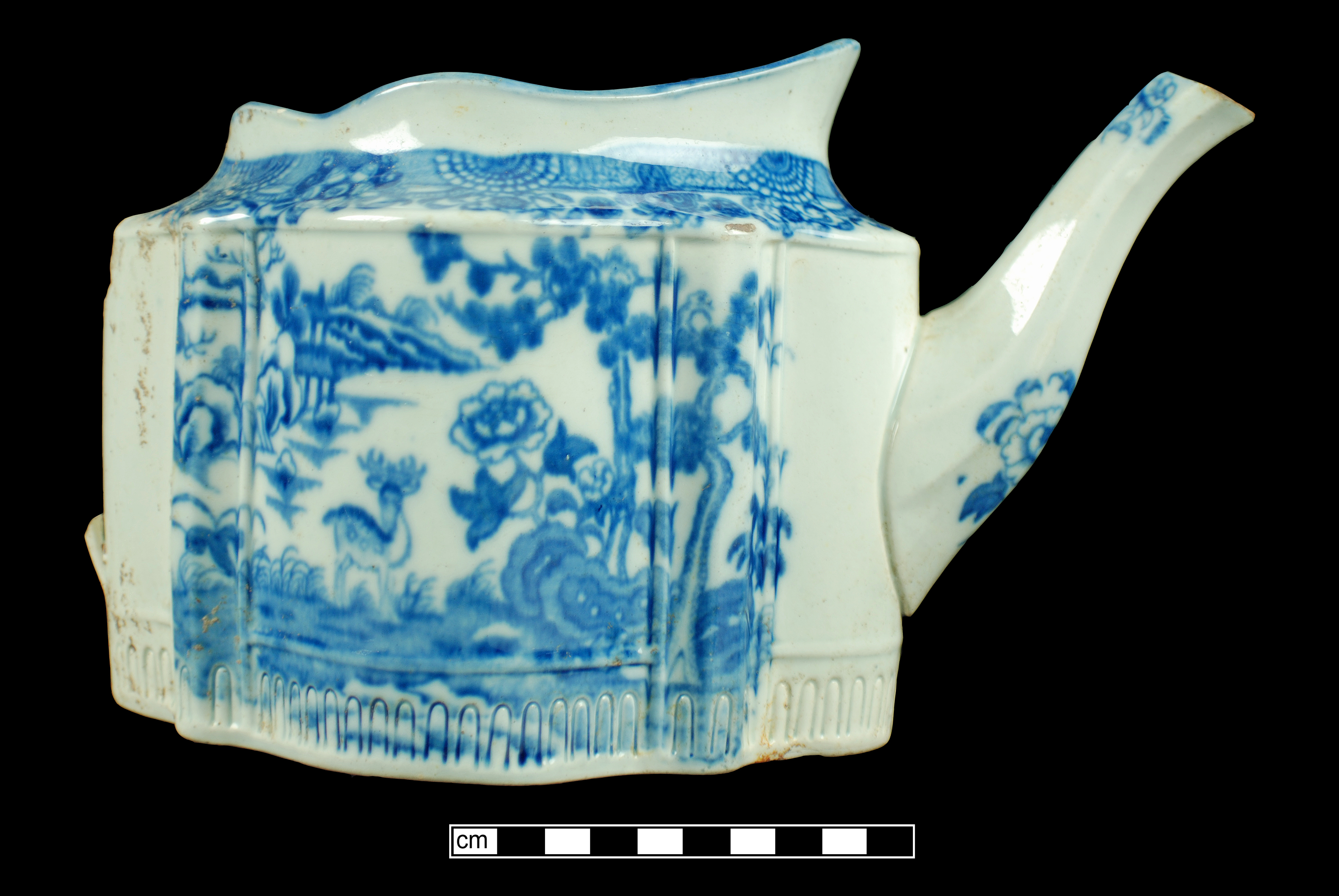 Image of printed earthenware fragment.