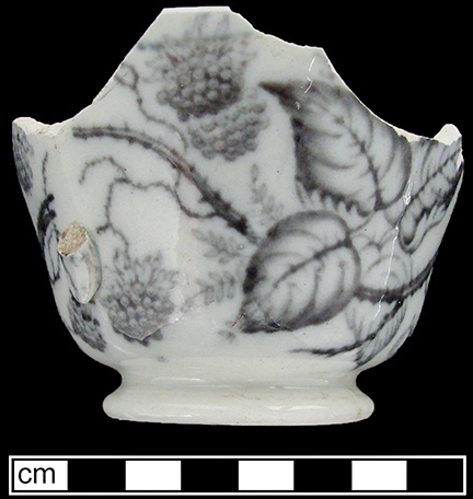 Image of printed earthenware fragment.