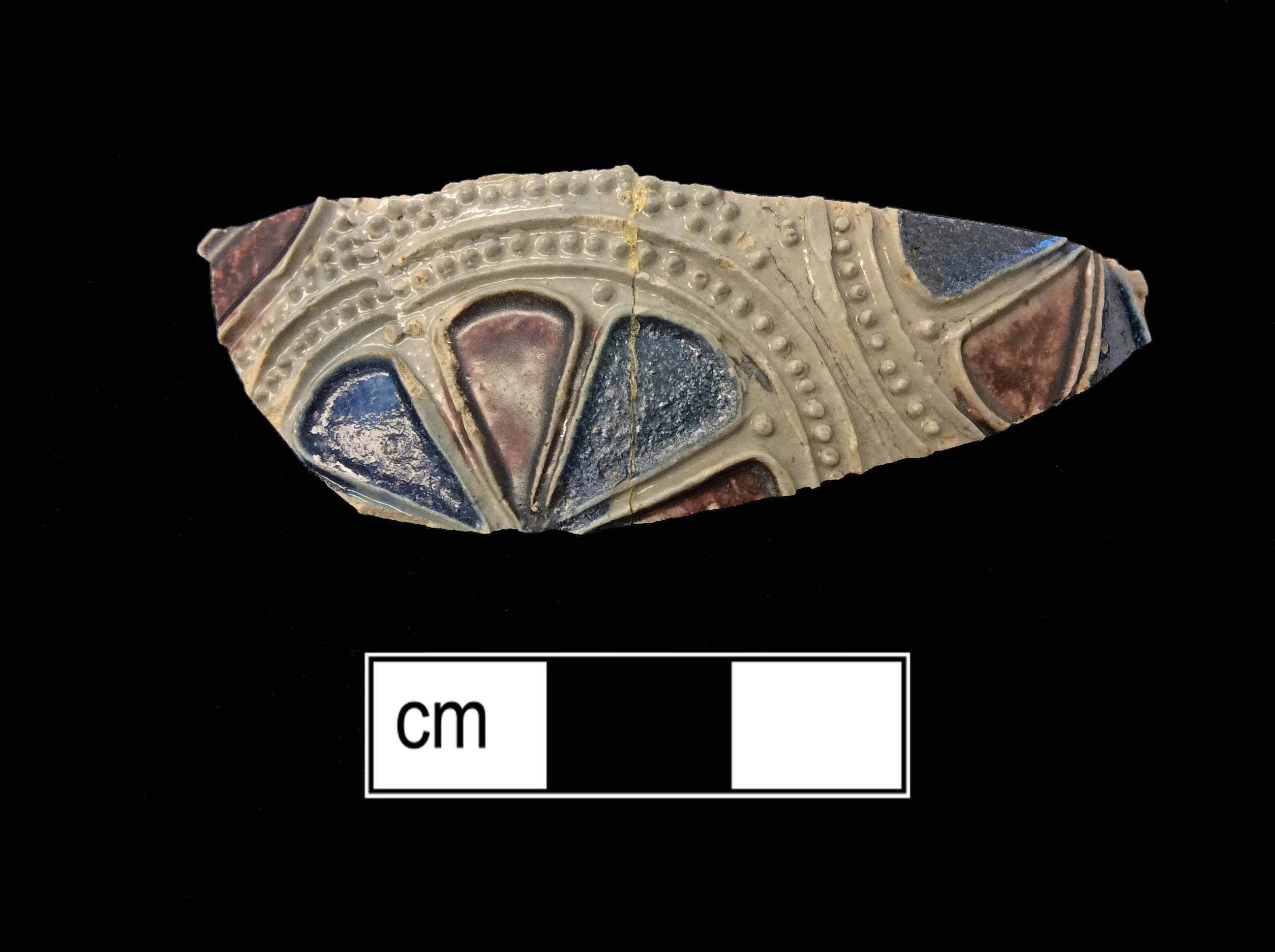 Image of Rhenish blue on gray stoneware fragment.