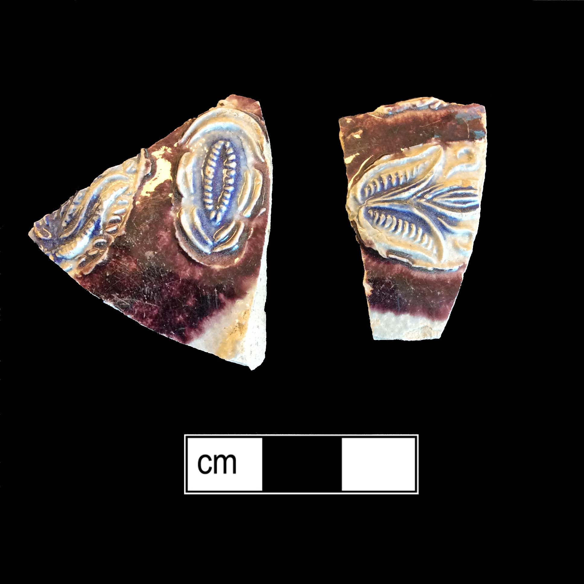 Image of Rhenish blue on gray stoneware fragment.