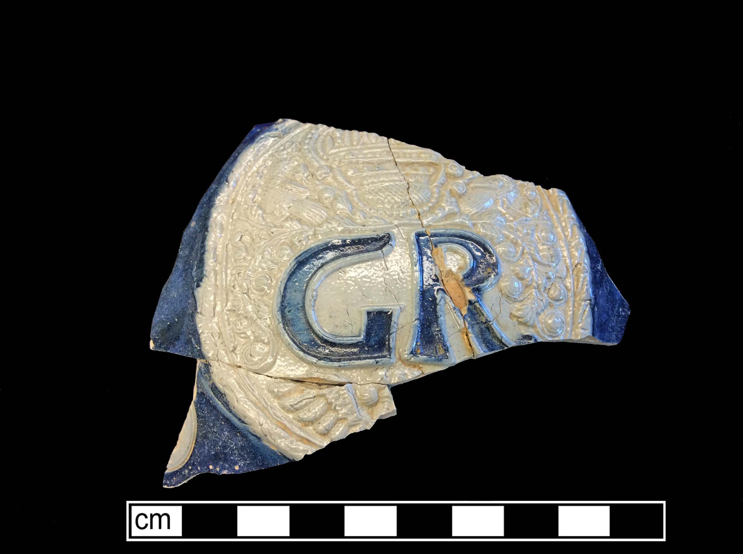 Image of Rhenish blue on gray stoneware fragment.