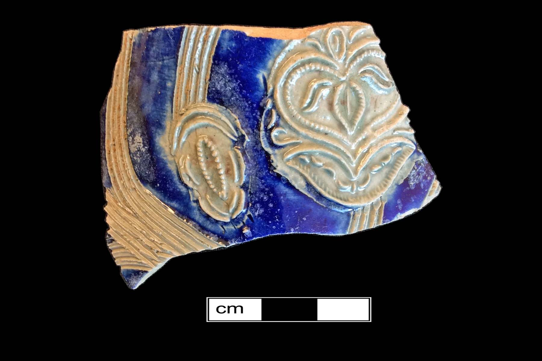Image of Rhenish blue on gray stoneware fragment.