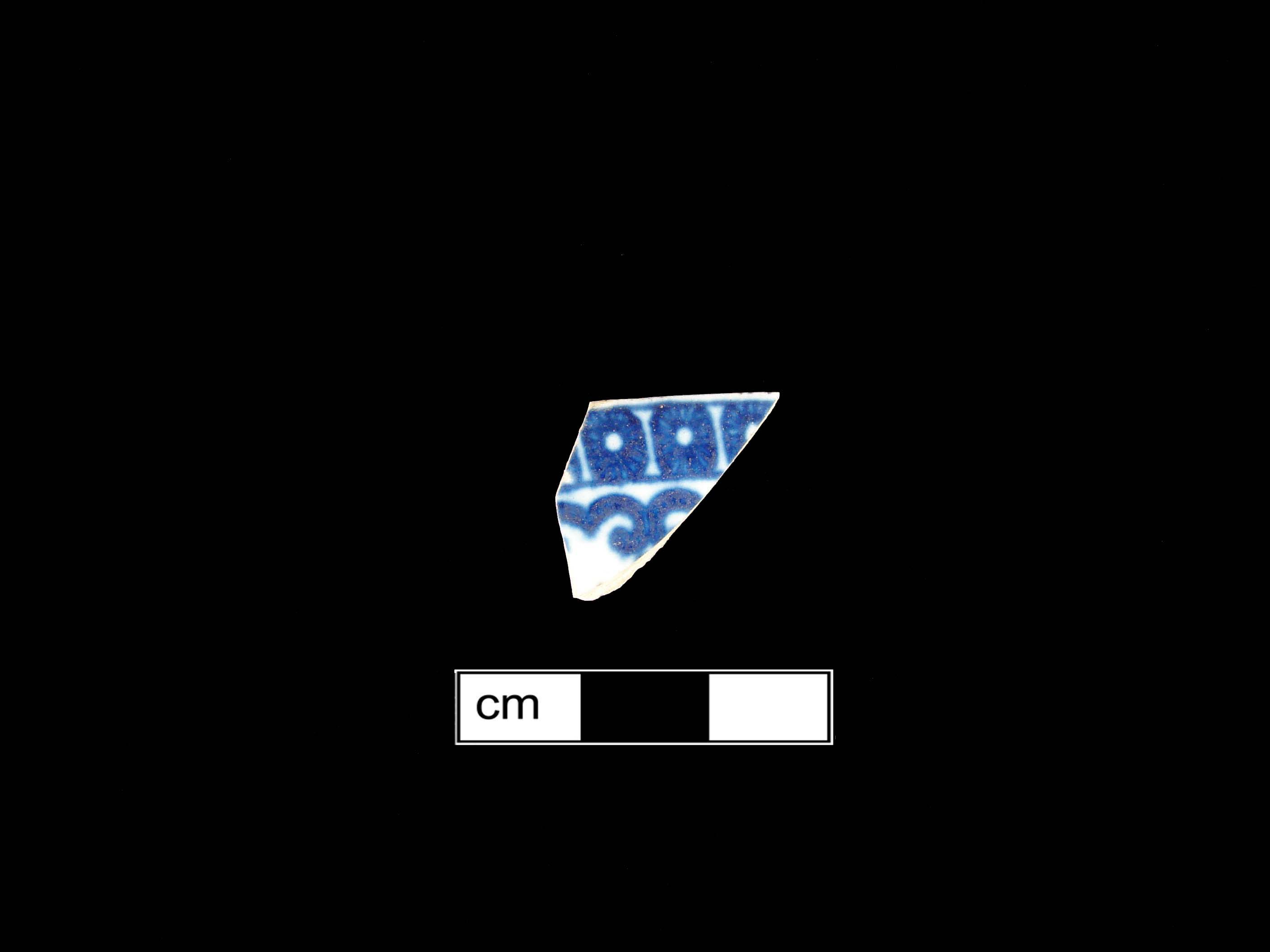 Image of soft-paste porcelain fragment.