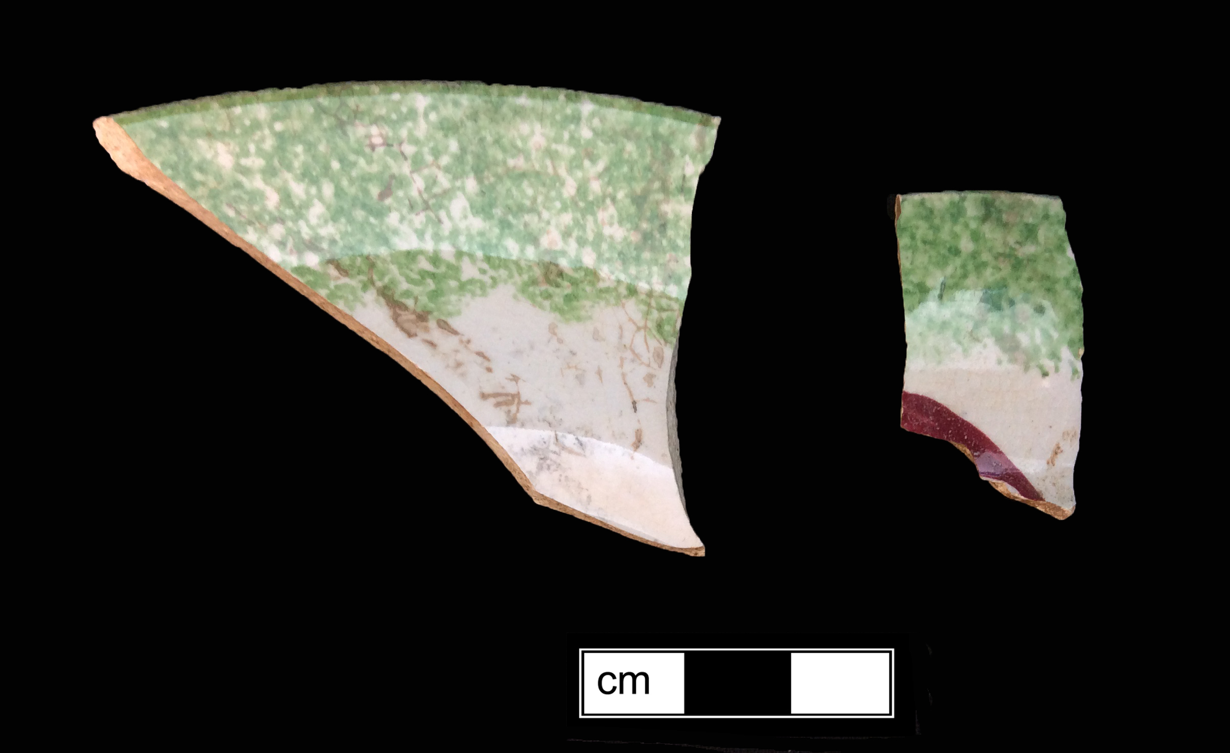 Image of sponge decorated earthenware fragment.