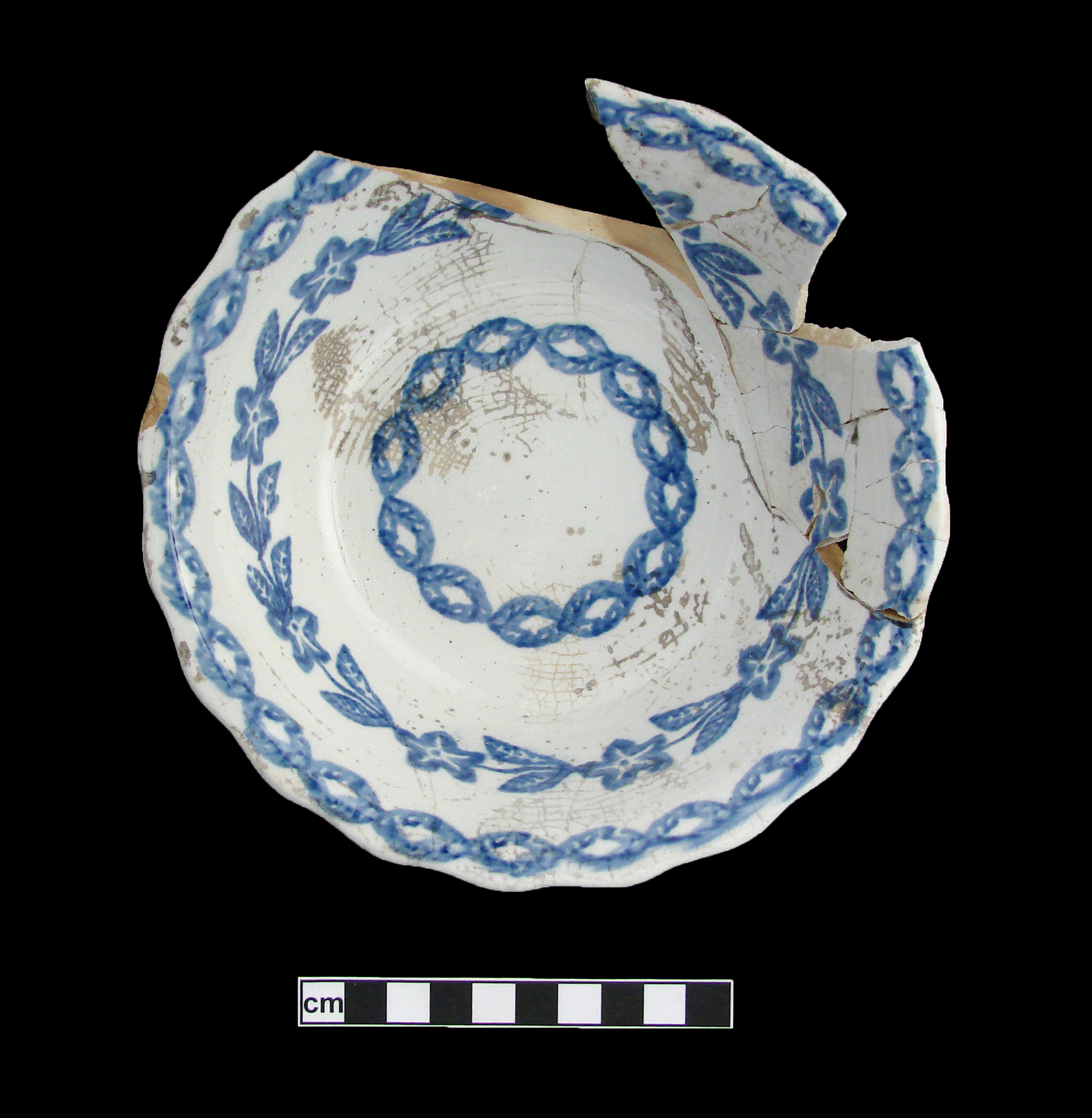 Image of sponge decorated earthenware fragment.