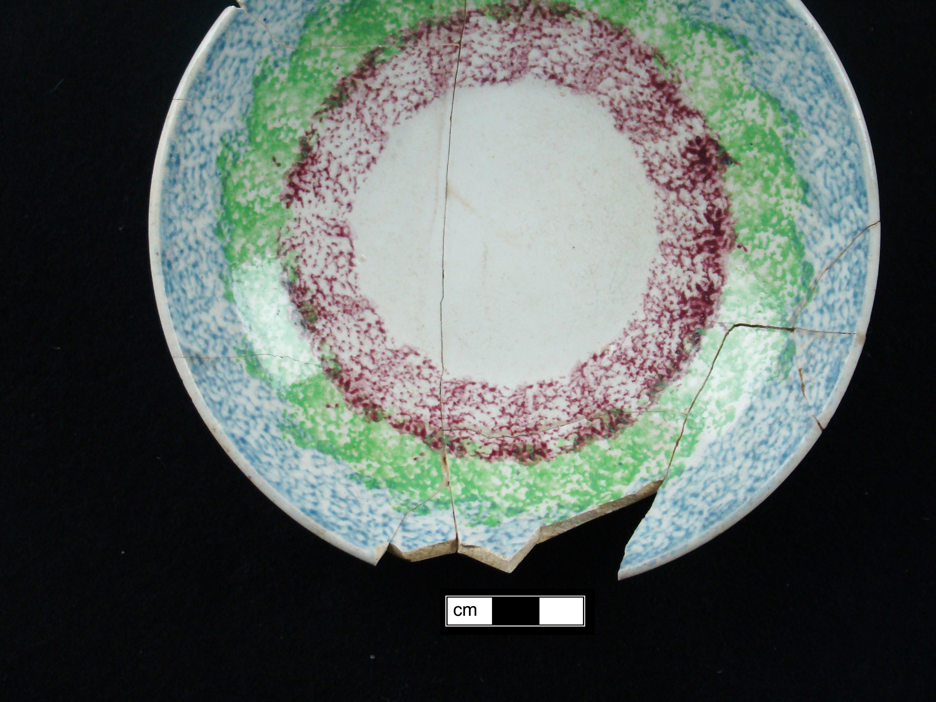 Image of sponge decorated earthenware fragment.