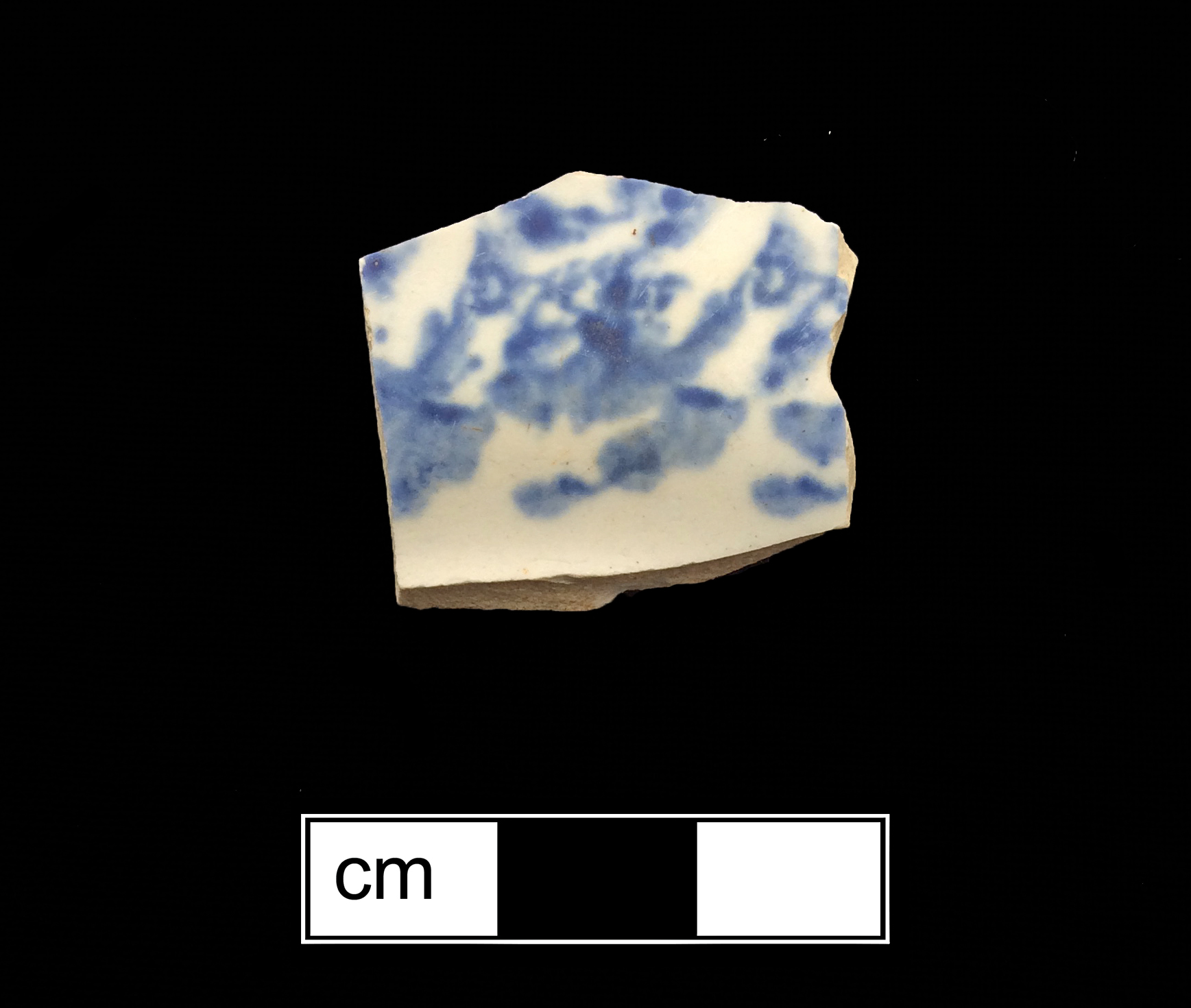 Image of sponge decorated earthenware fragment.