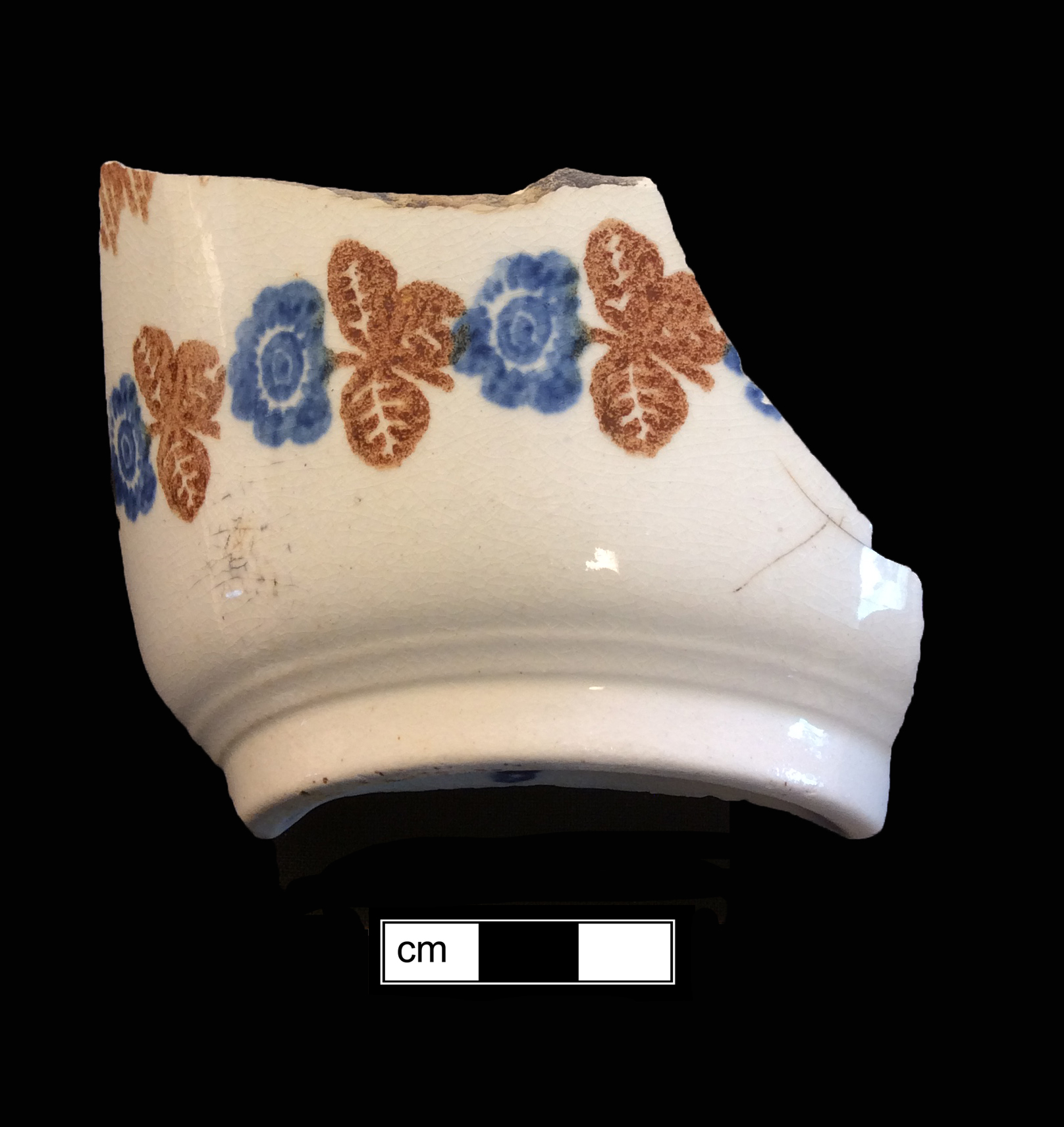 Image of sponge decorated earthenware fragment.