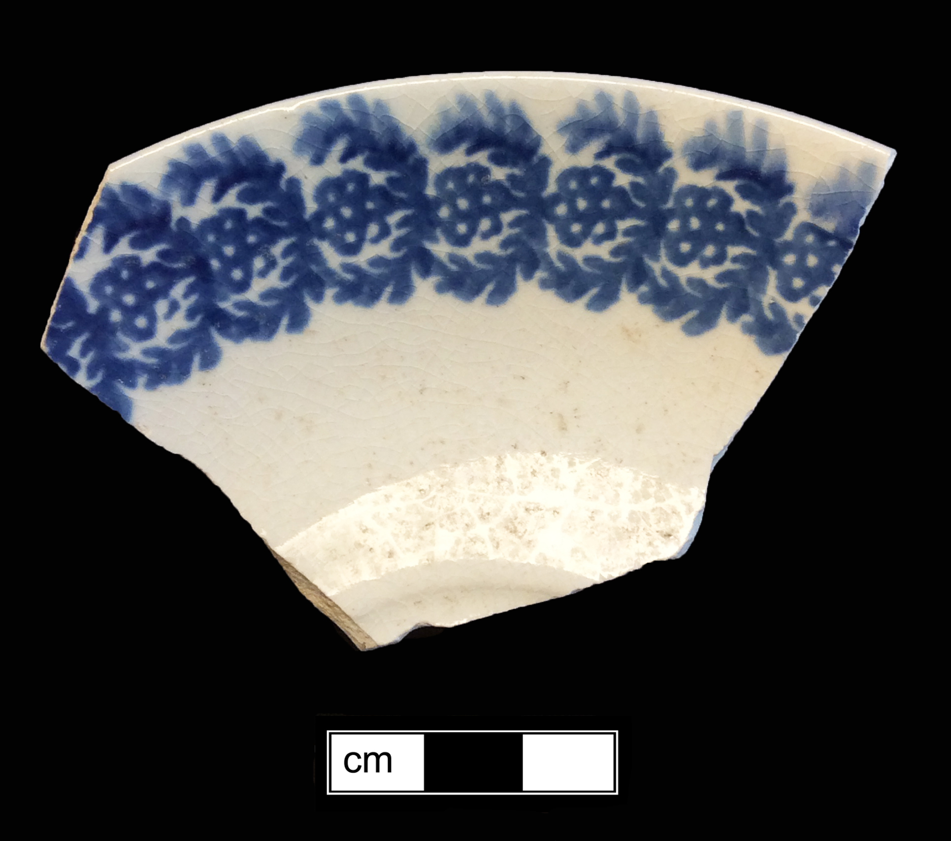 Image of sponge decorated earthenware fragment.