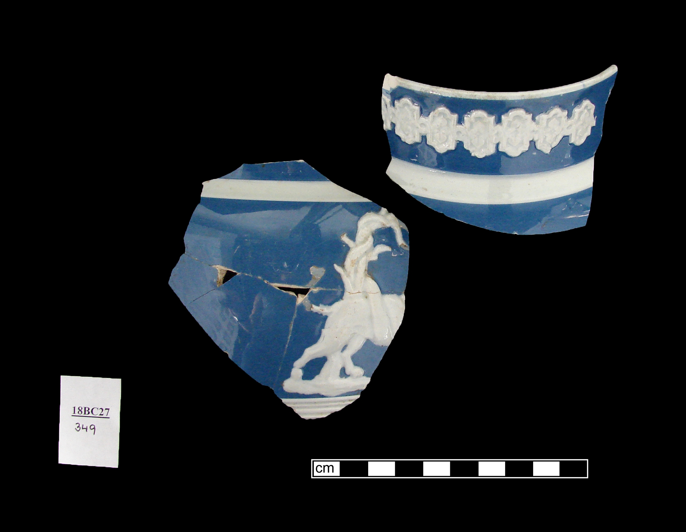 Image of sprig molded ware fragment.