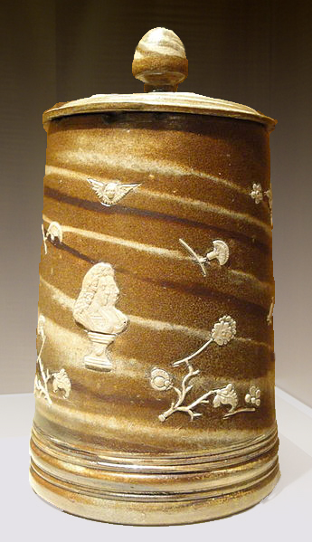 Image of sprig molded ware fragment.