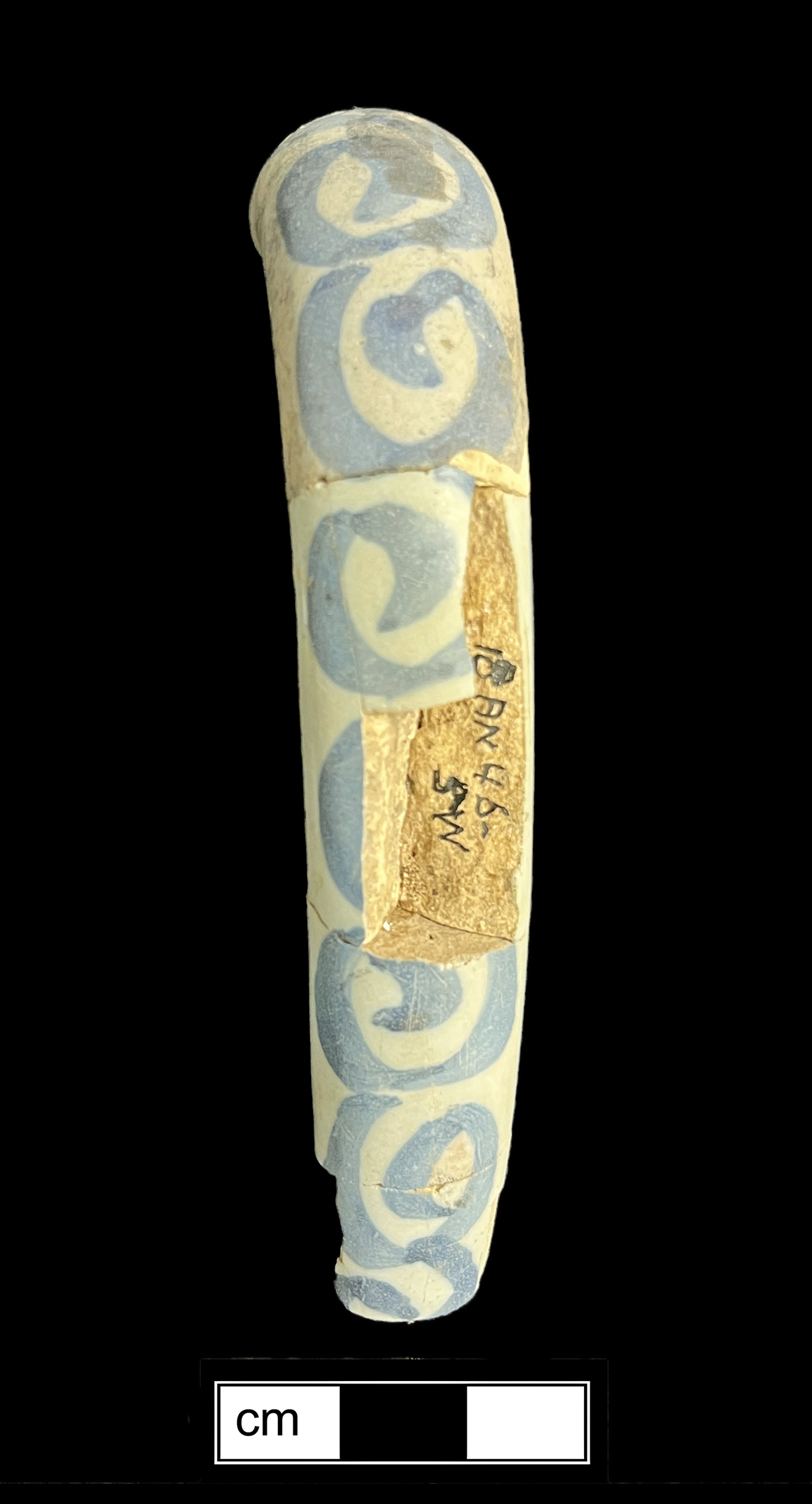 Image of tin-glazed earthenware fragment.