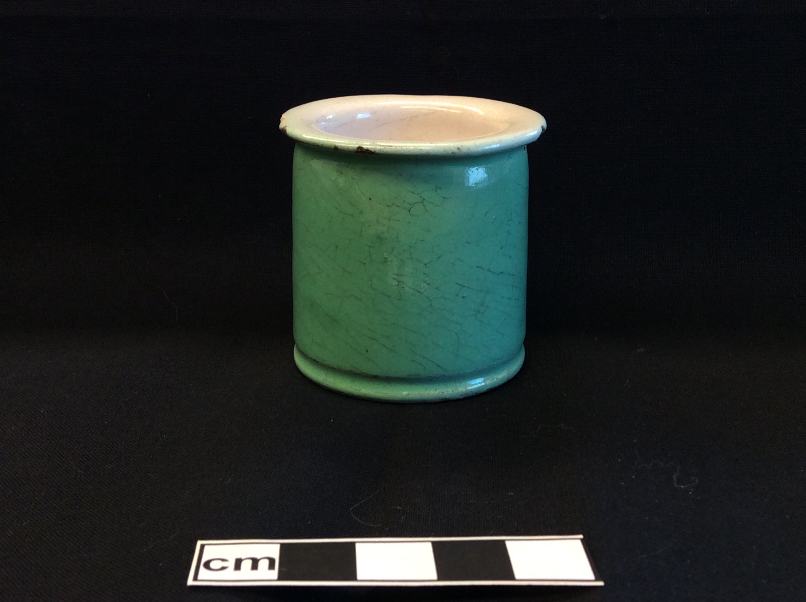 Image of tin-glazed earthenware fragment.
