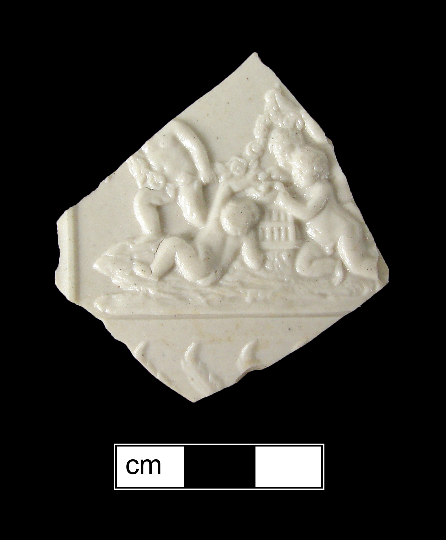 Image of white felspathic stoneware fragment.
