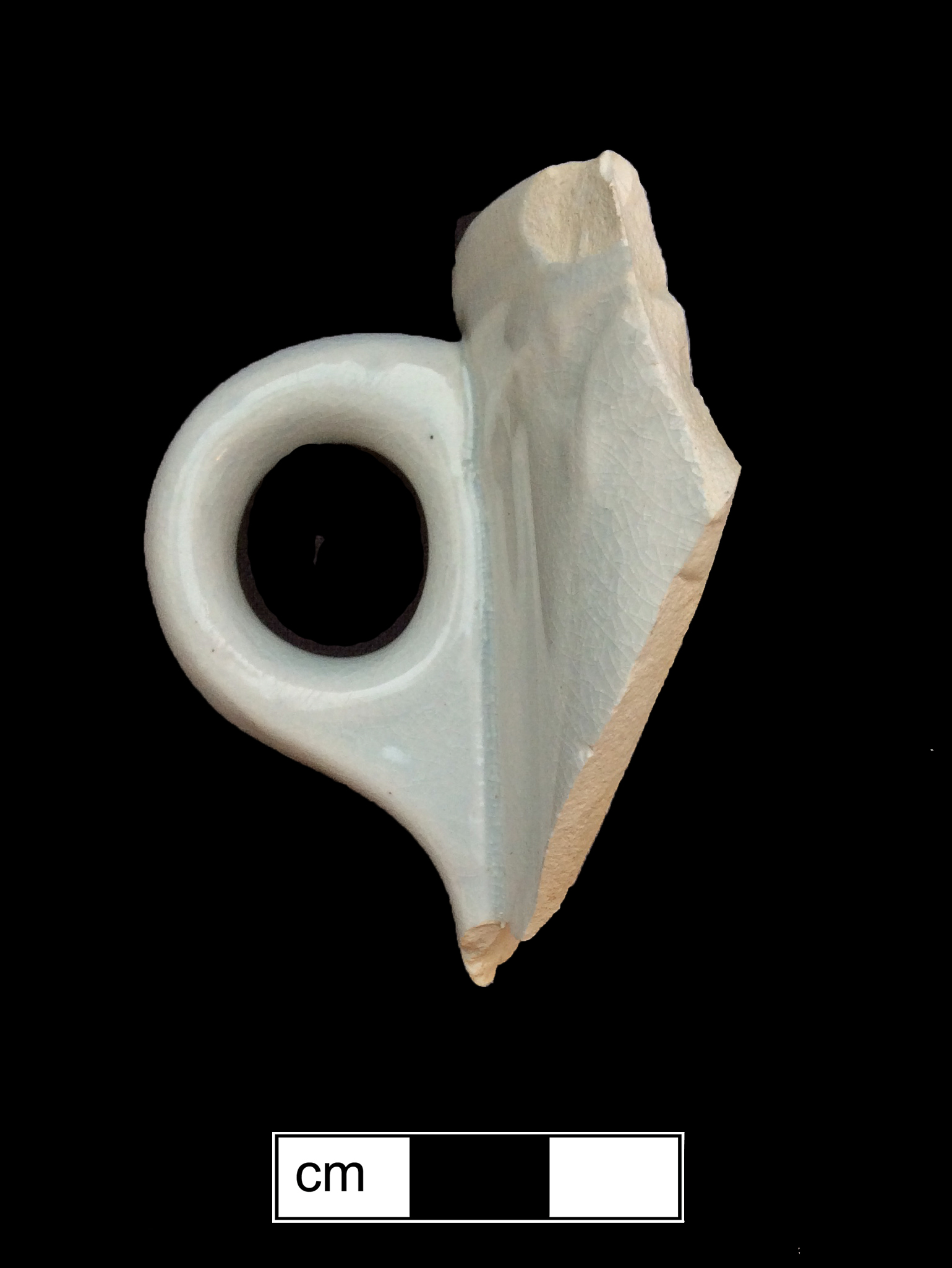 Image of white granite ware fragment.