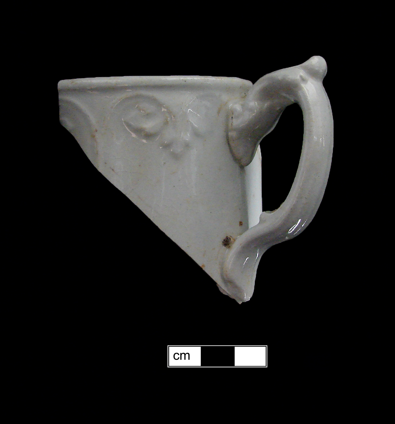 Image of white granite ware fragment.