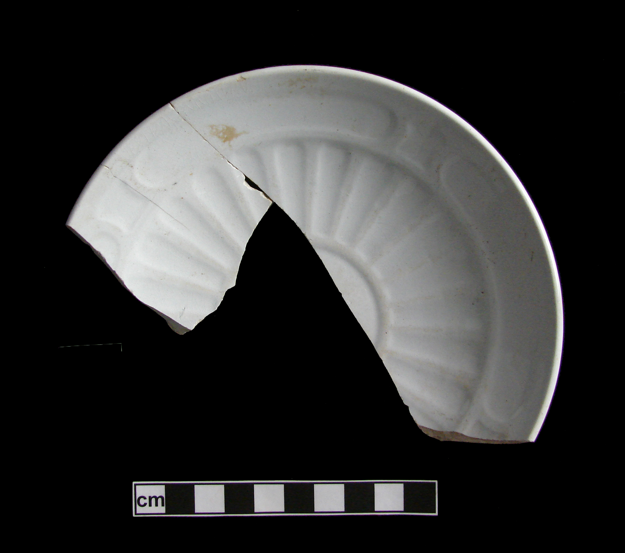 Image of white granite ware fragment.