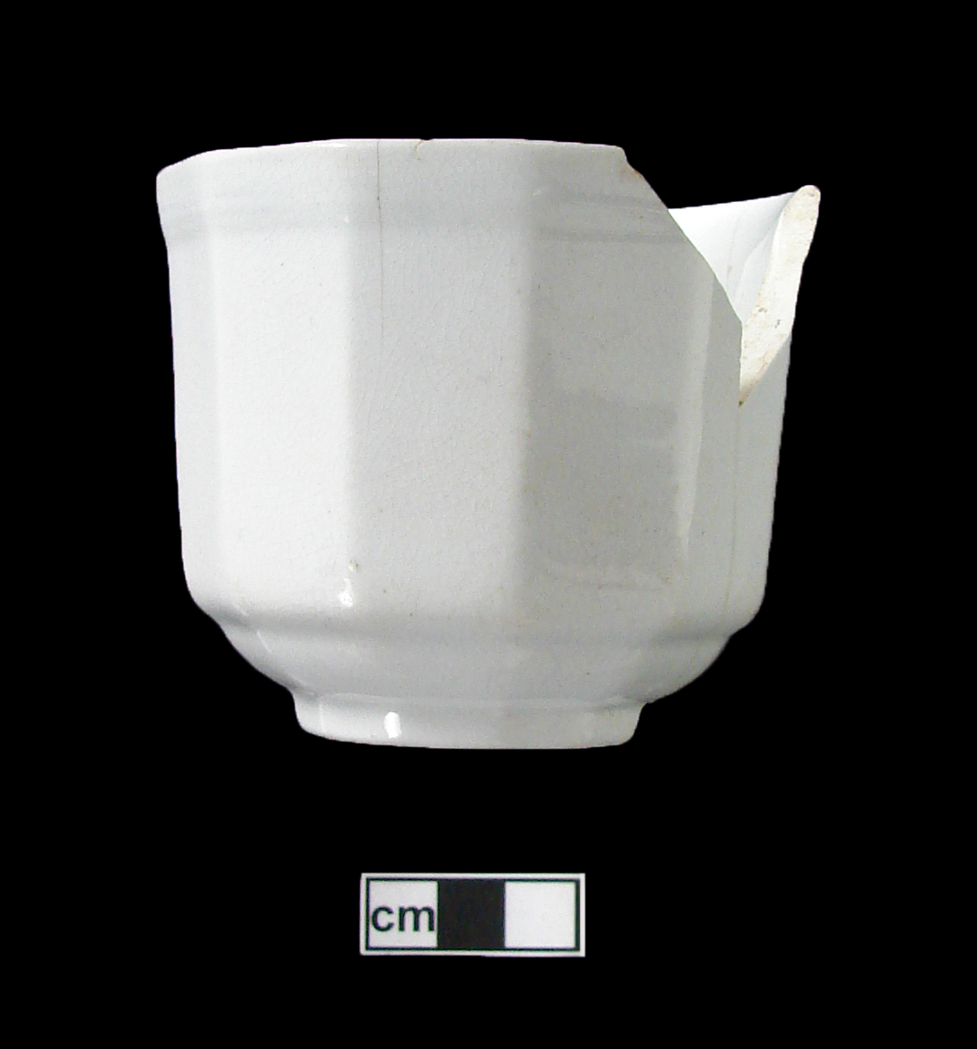 Image of white granite ware fragment.