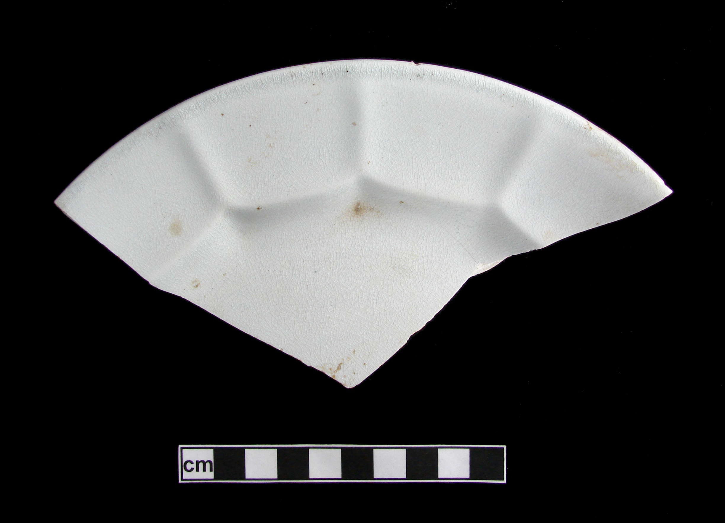 Image of white granite ware fragment.