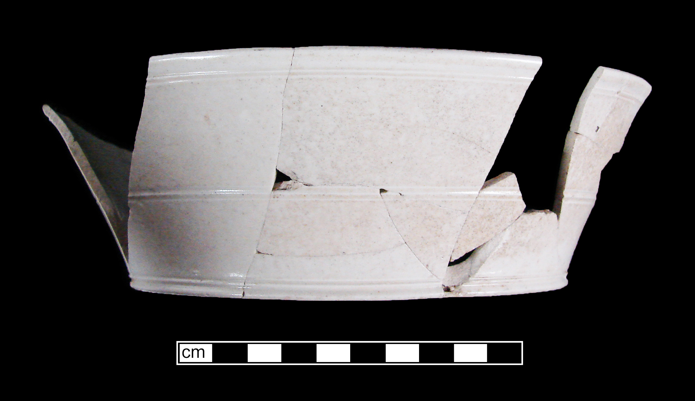 Image of white salt-glazed stoneware fragment.