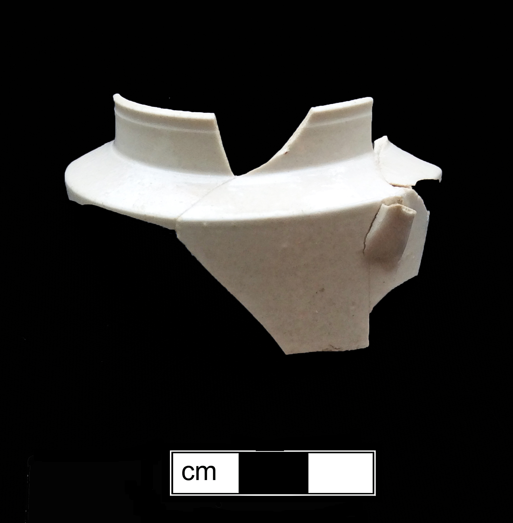 Image of white salt-glazed stoneware fragment.