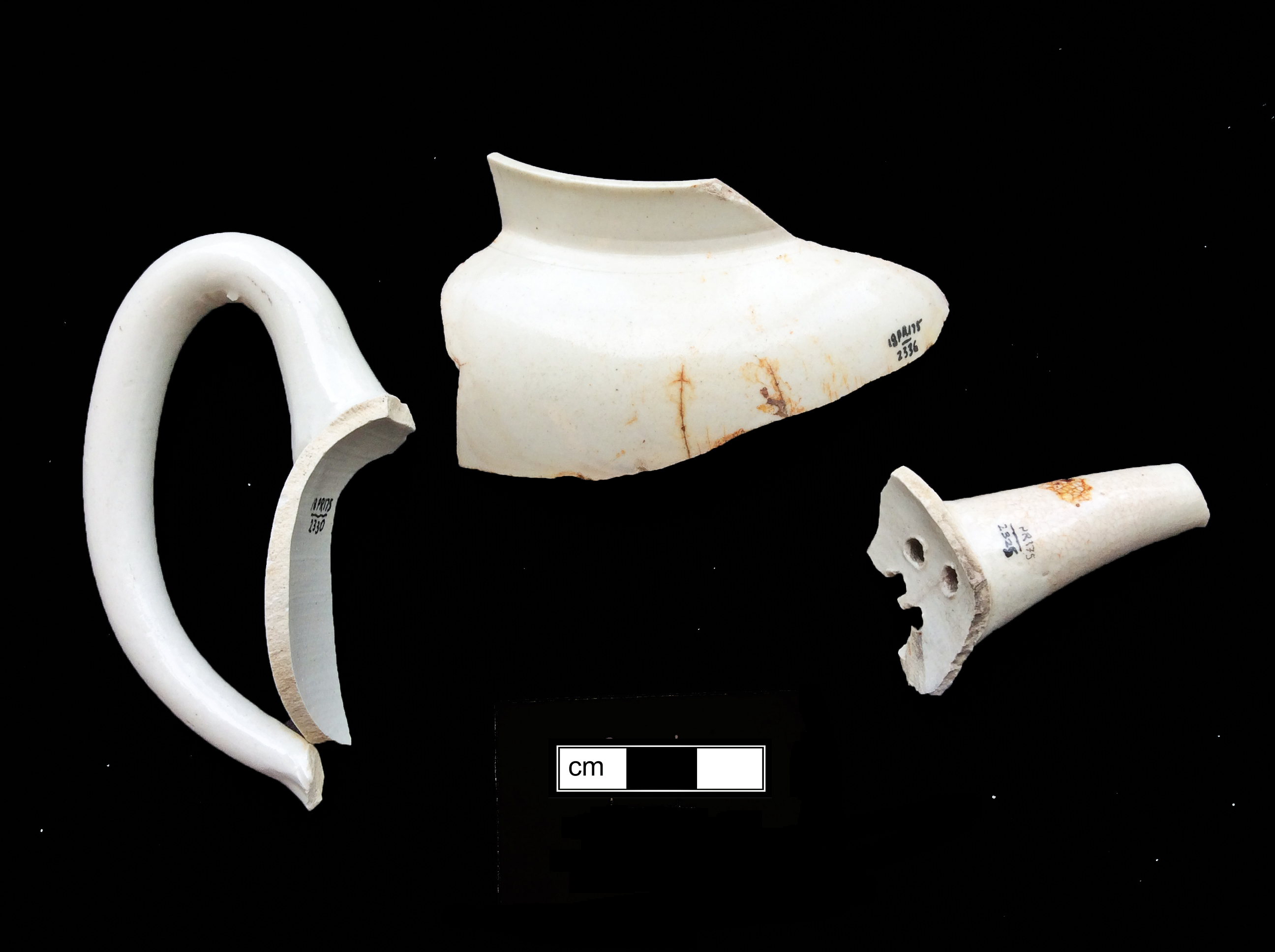 Image of white salt-glazed stoneware fragment.