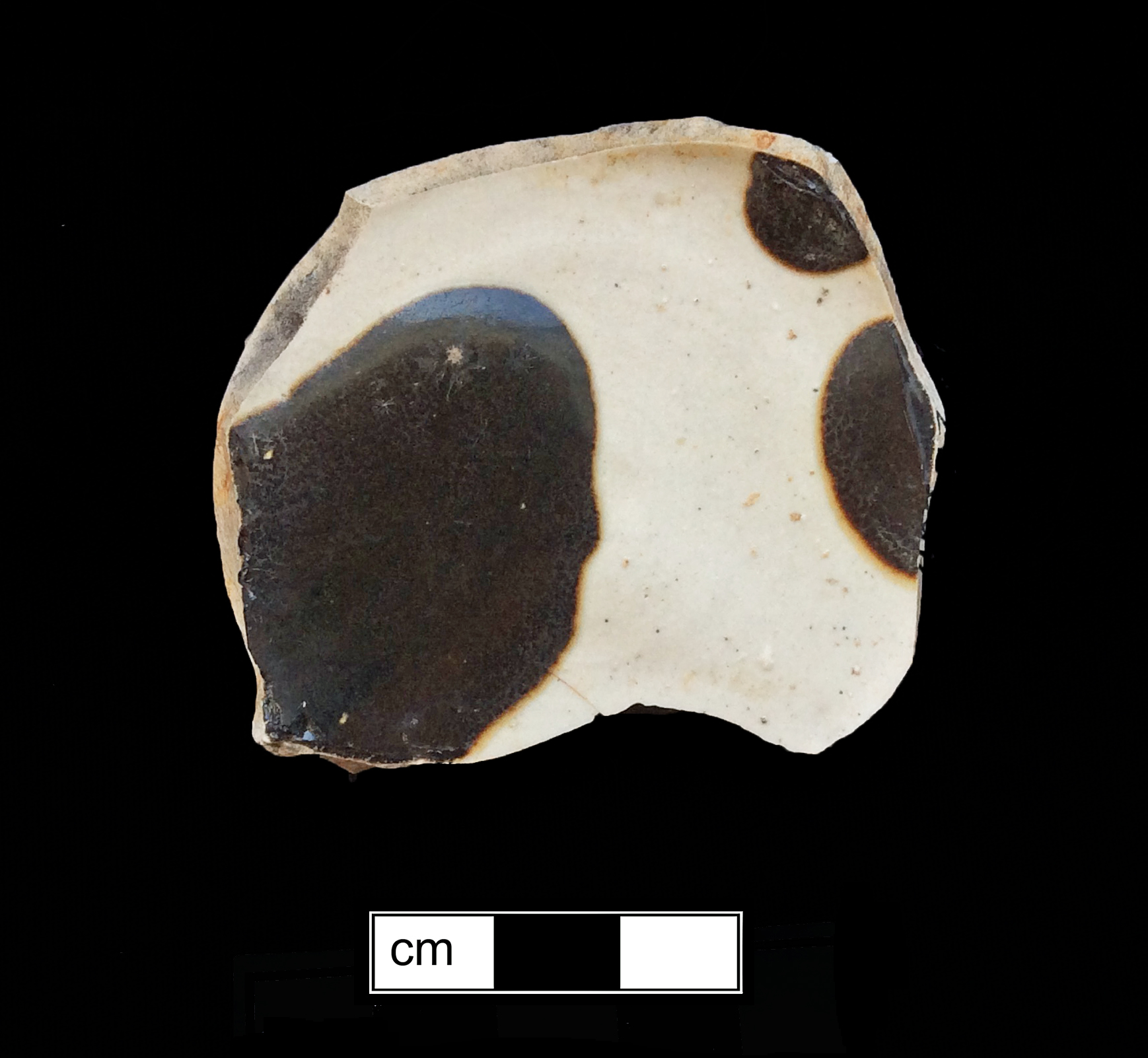 Image of white salt-glazed stoneware fragment.