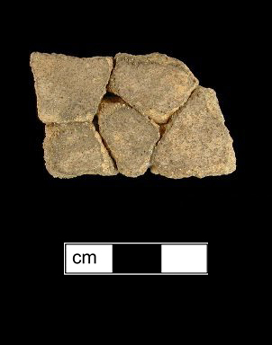 Image of ceramic, Sand/Crushed Quartz Tempered Mended Body with Plain/Smoothed Surface Treatment, Moyaone type, Undecorated